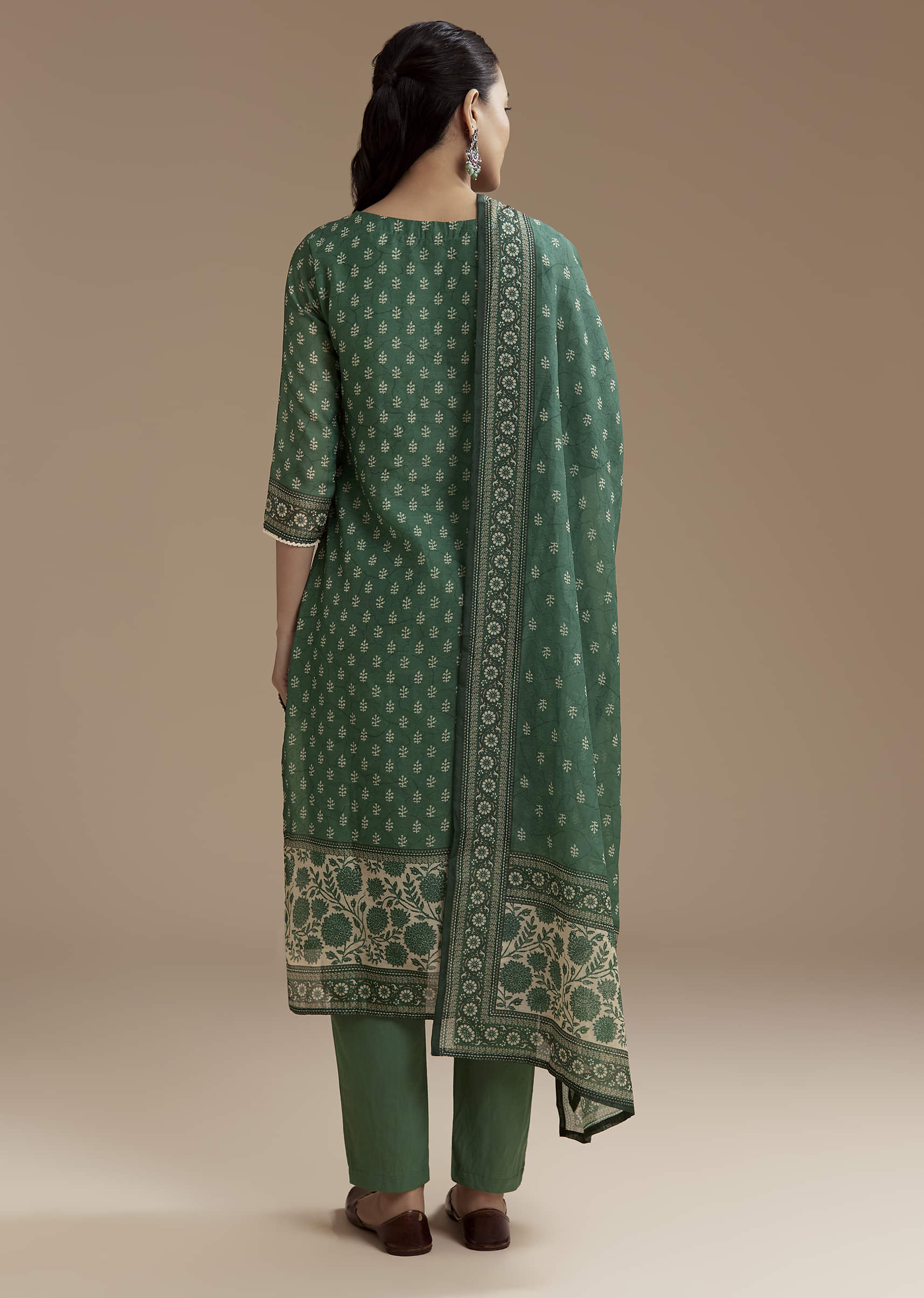 green-chanderi-block-print-kurta-set-sg348717-5_e598d1eb-6c6a-4f67-8e7d-28edf10a2434.jpg