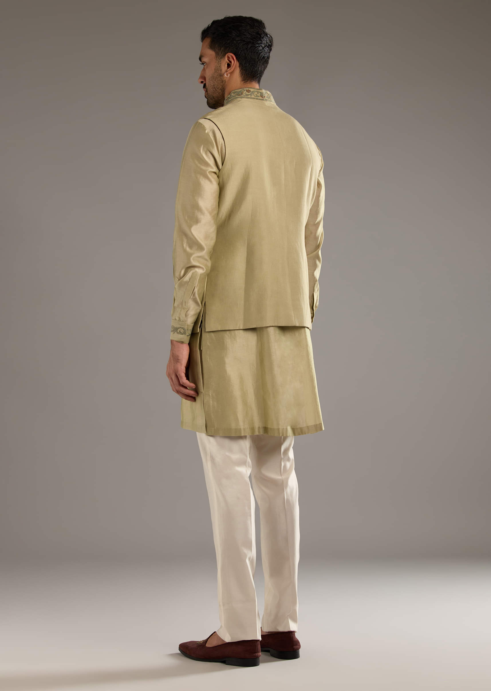 green-chanderi-linen-kurta-jacket-set-for-men-with-dori-work-sg332364-6.jpg