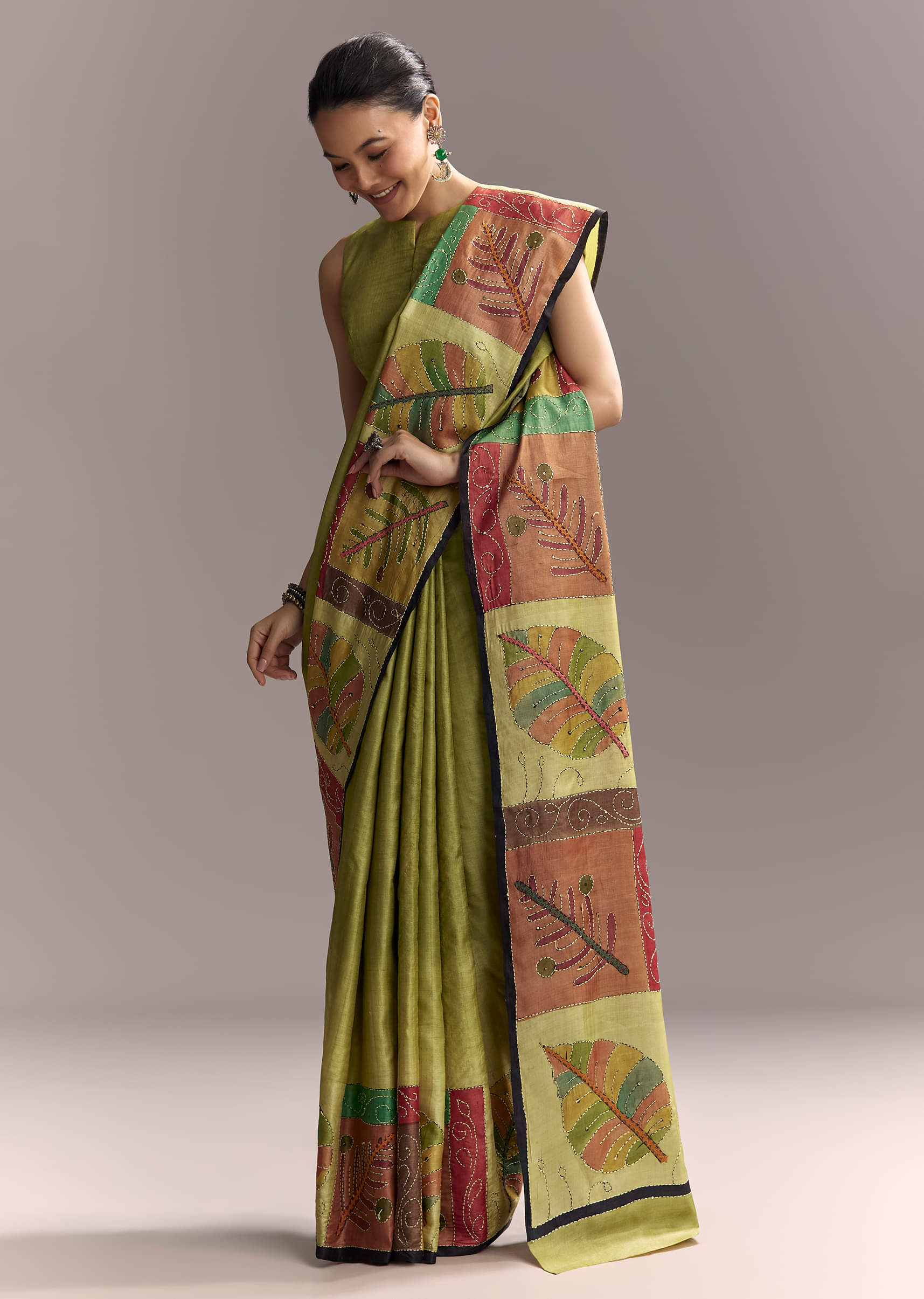 green-cotton-authentic-hand-painted-saree-with-contrast-border-sg317787-3.jpg
