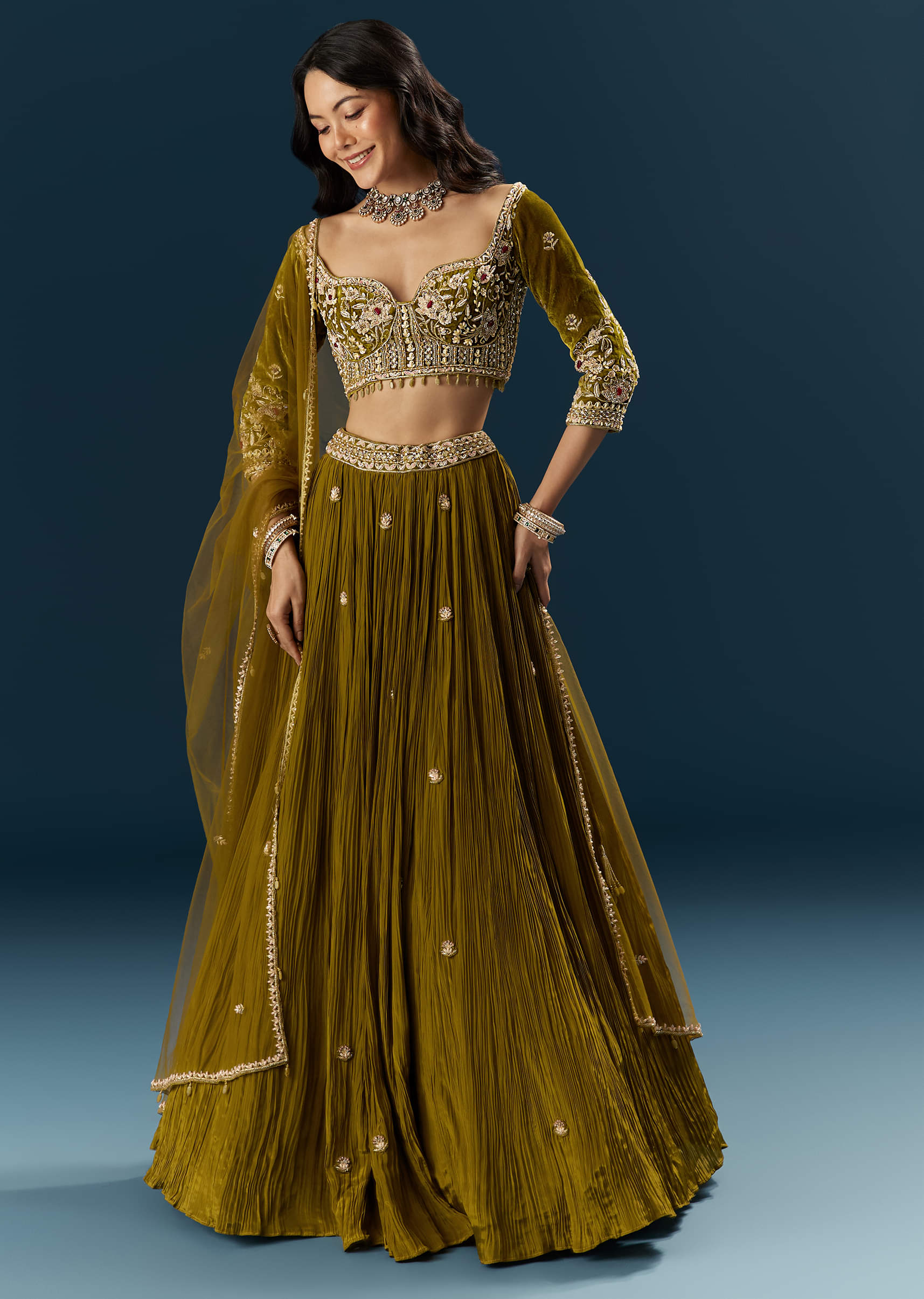 green-crepe-bridal-lehenga-with-cutdana-embroidery-sg339249-2.jpg