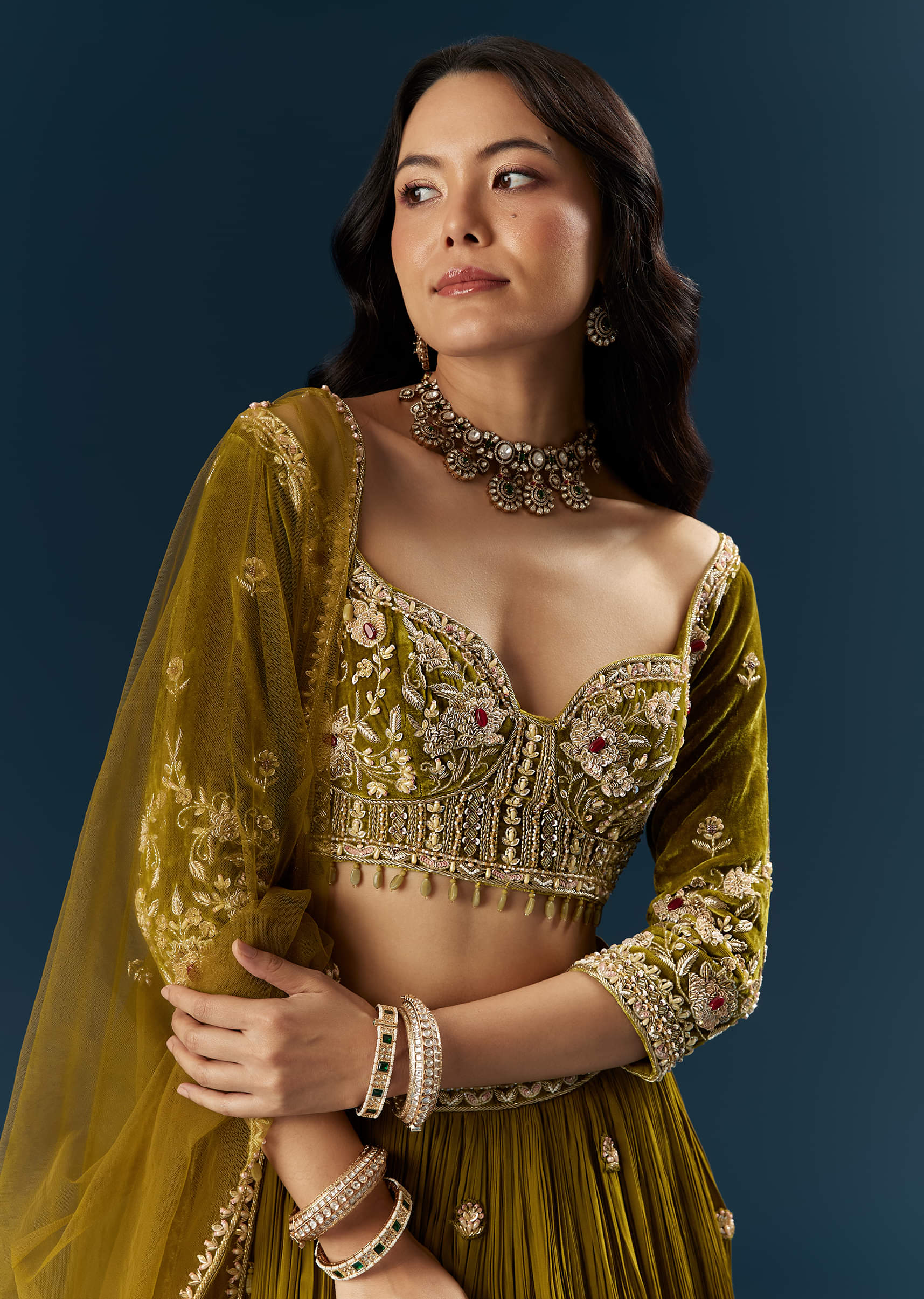 green-crepe-bridal-lehenga-with-cutdana-embroidery-sg339249-4.jpg