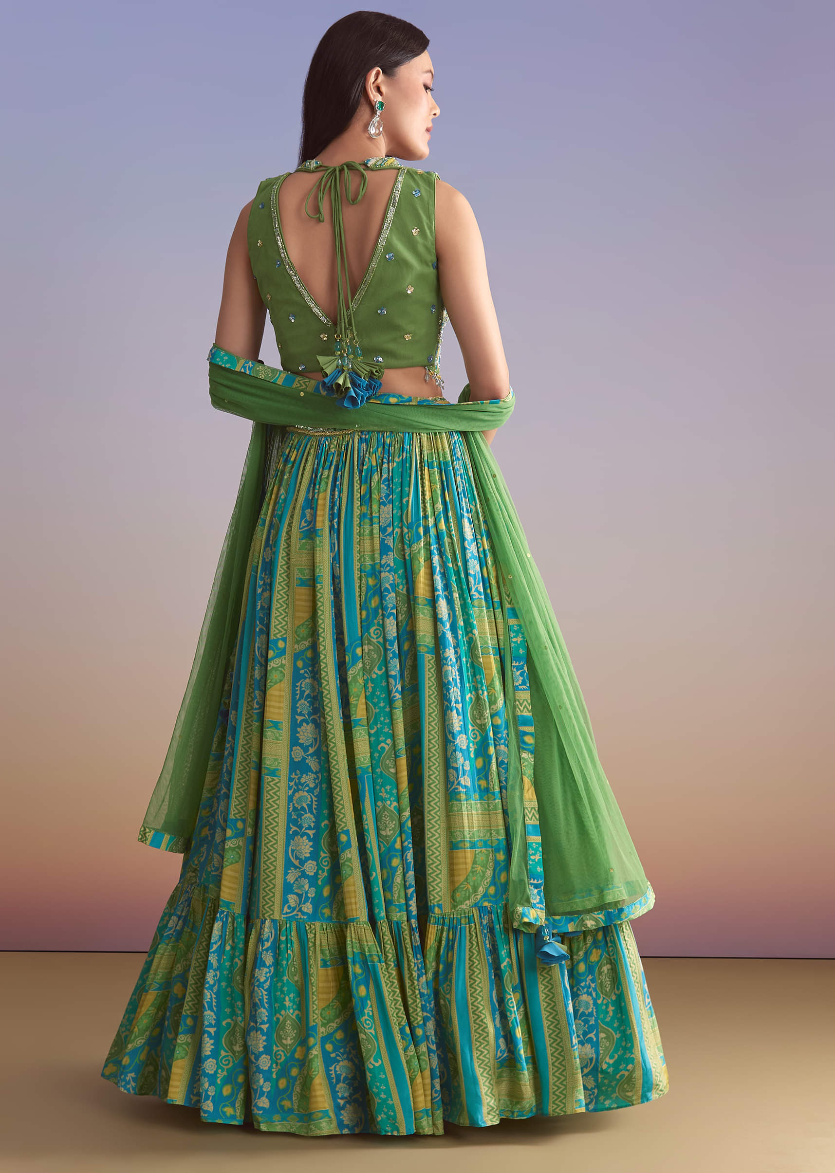 green-crepe-bridesmaid-lehenga-with-paisley-print-sg353480-2.jpg
