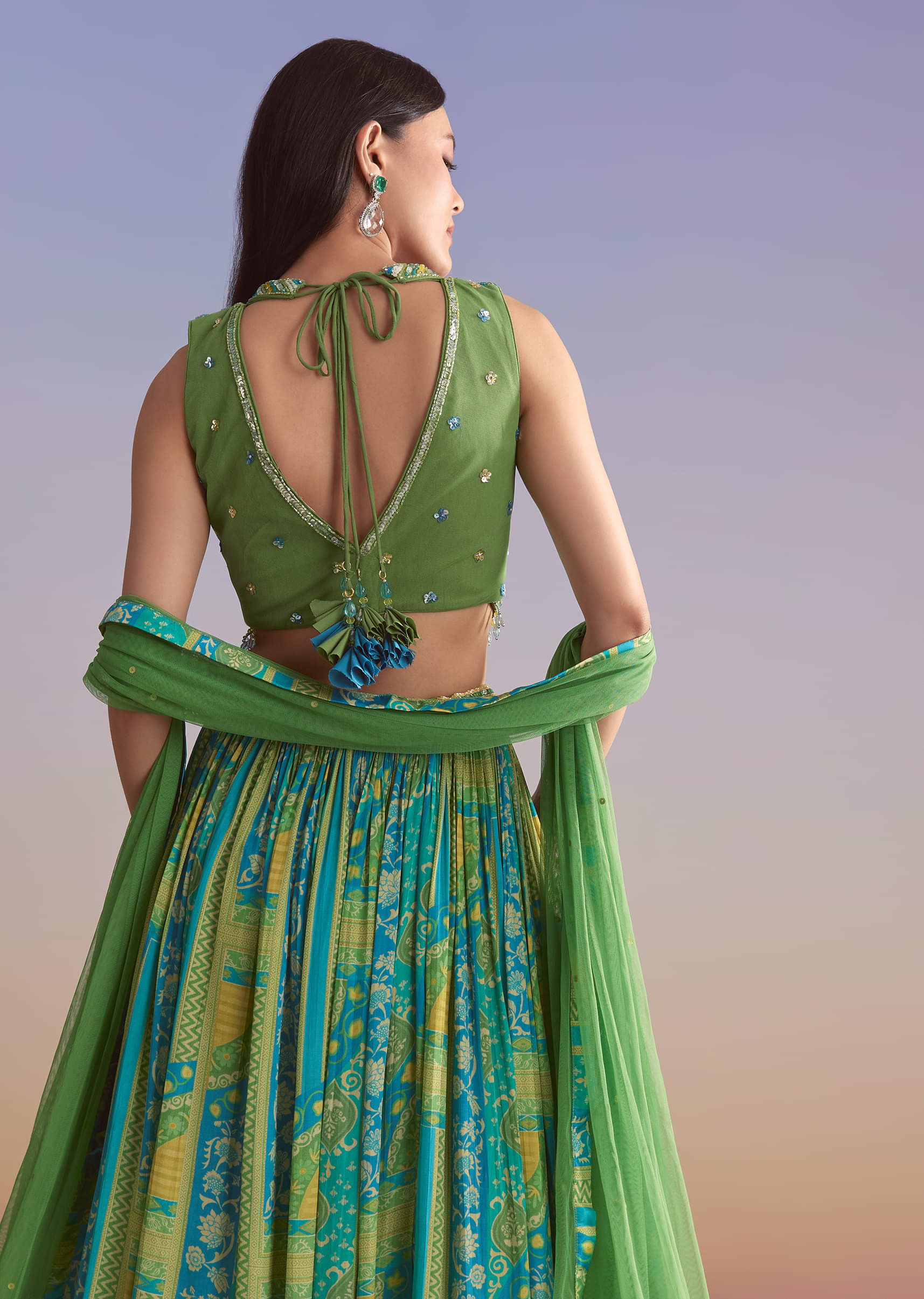 green-crepe-bridesmaid-lehenga-with-paisley-print-sg353480-6.jpg