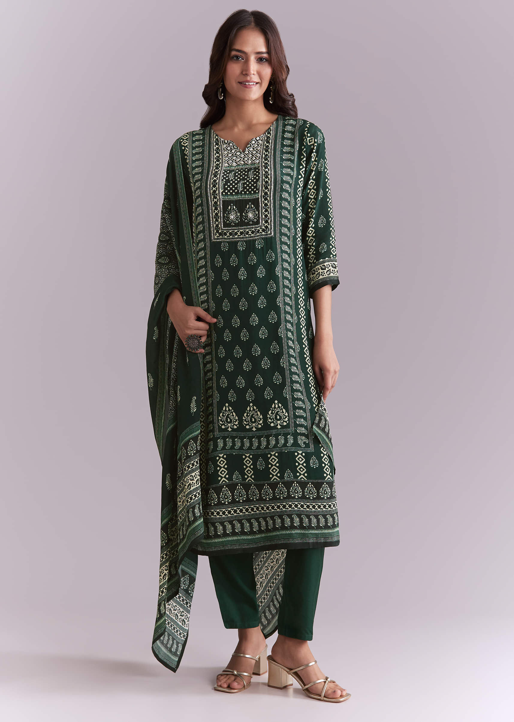 green-crepe-kurta-set-with-indie-print-and-moti-detail-sg357226-1.jpg