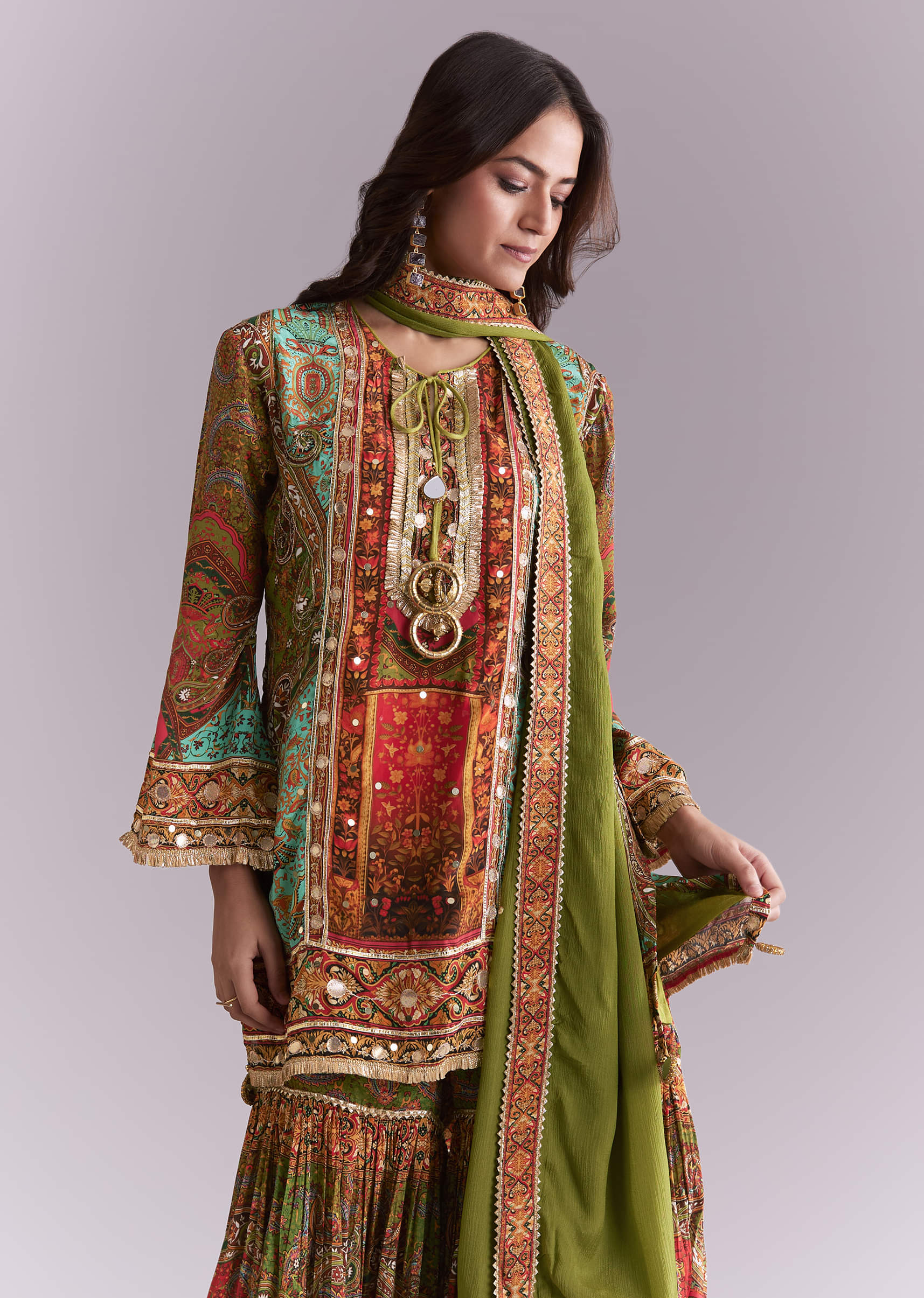 green-crepe-printed-sharara-suit-with-gota-detail-and-potli-sg313936-4.jpg
