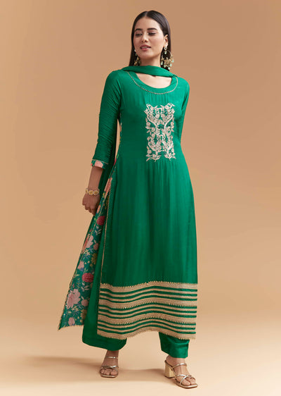 green-dola-silk-kurta-set-with-gota-work-and-floral-print-sg344755-1.jpg