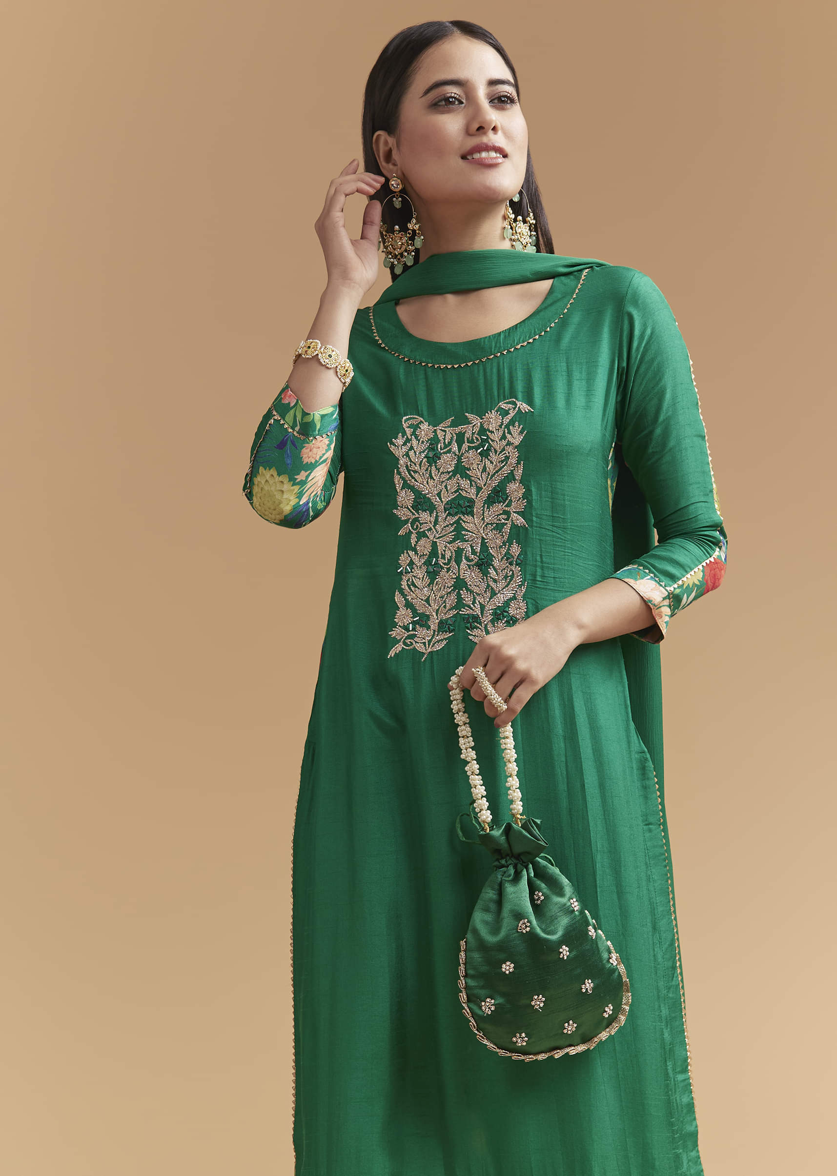 green-dola-silk-kurta-set-with-gota-work-and-floral-print-sg344755-4.jpg
