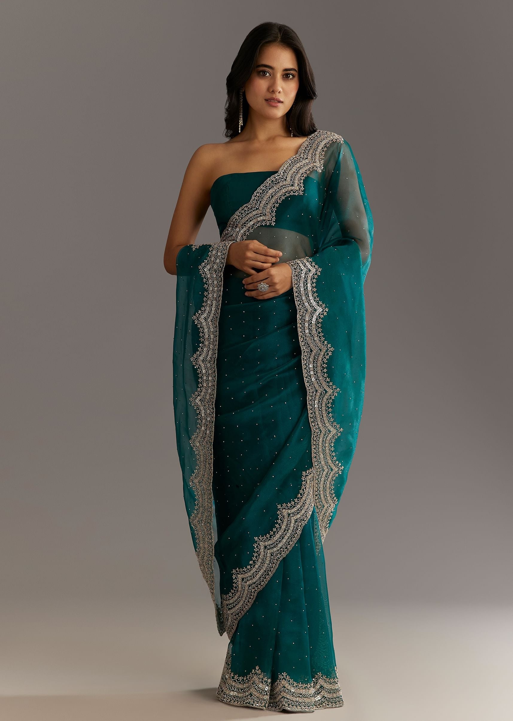 green-embellished-tissue-saree-with-embroidered-cutdana-sequ-sg285398-5_61f4d1b9-e95e-4516-9879-181856e26f0a.jpg