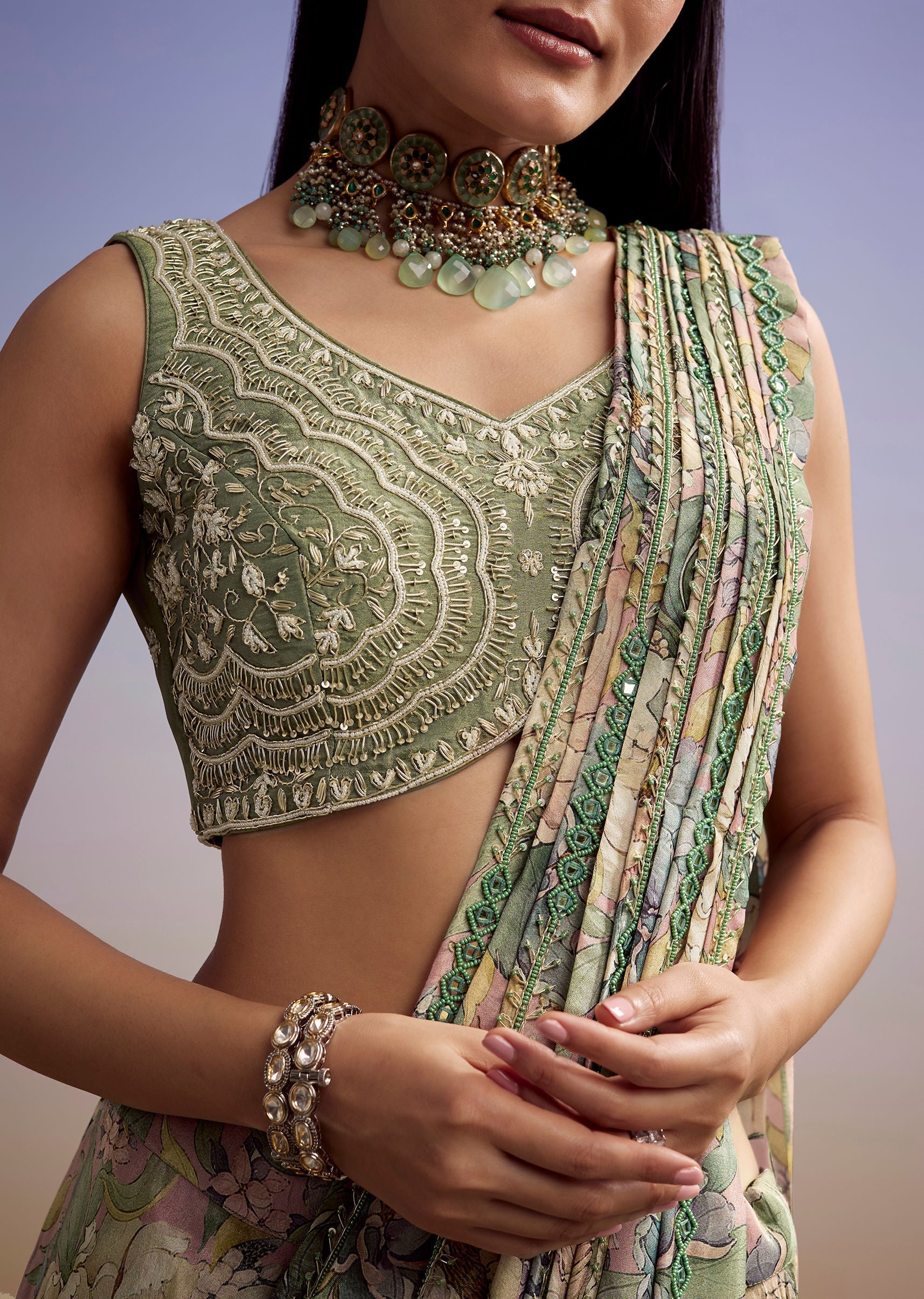 green-floral-printed-saree-with-embroidered-blouse-sg330854-2_aa0388aa-893e-4e0e-bda4-dd6d6c981af9.jpg