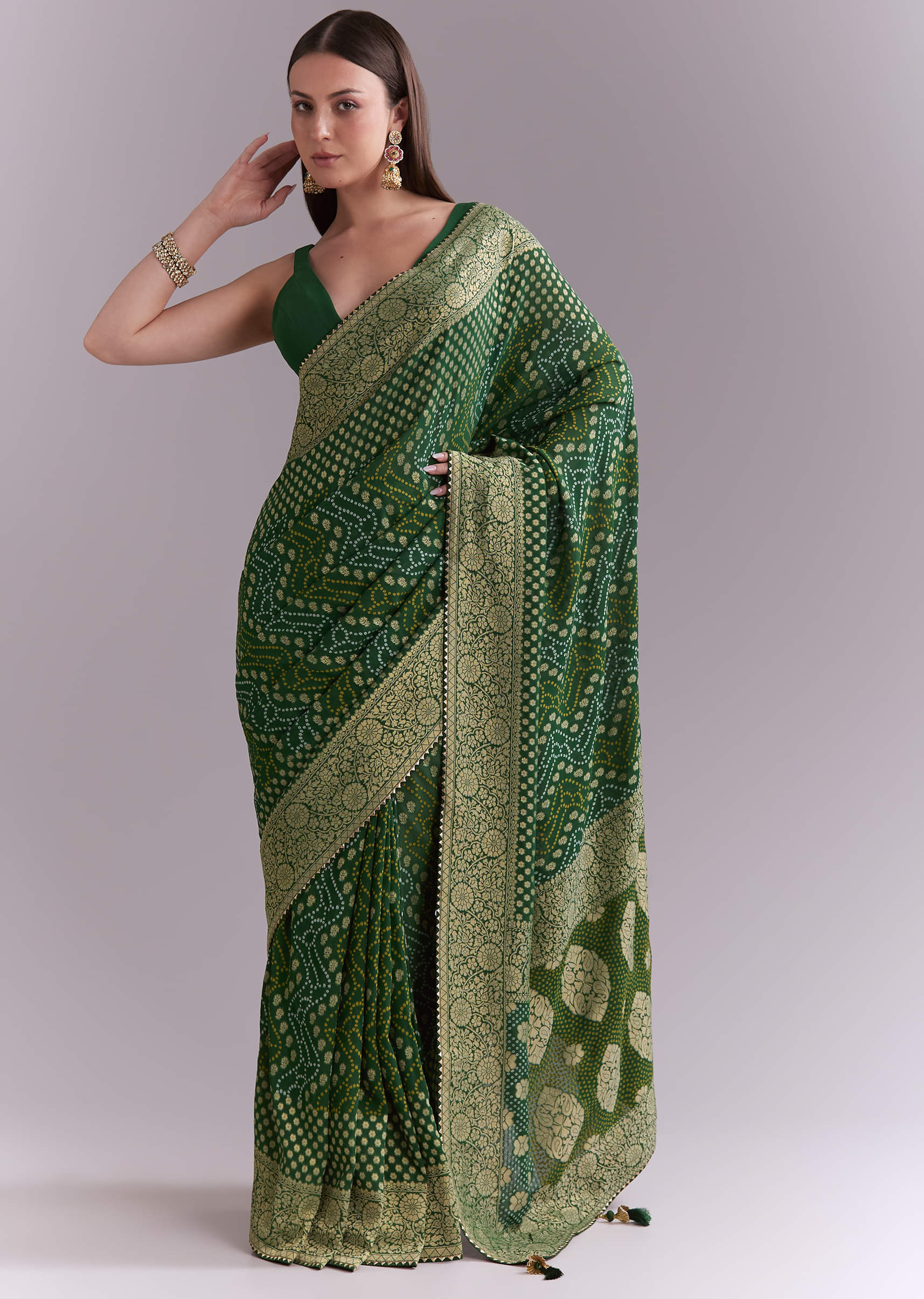 green-georgette-bandhani-saree-with-butti-and-floral-border-sg351923-3.jpg