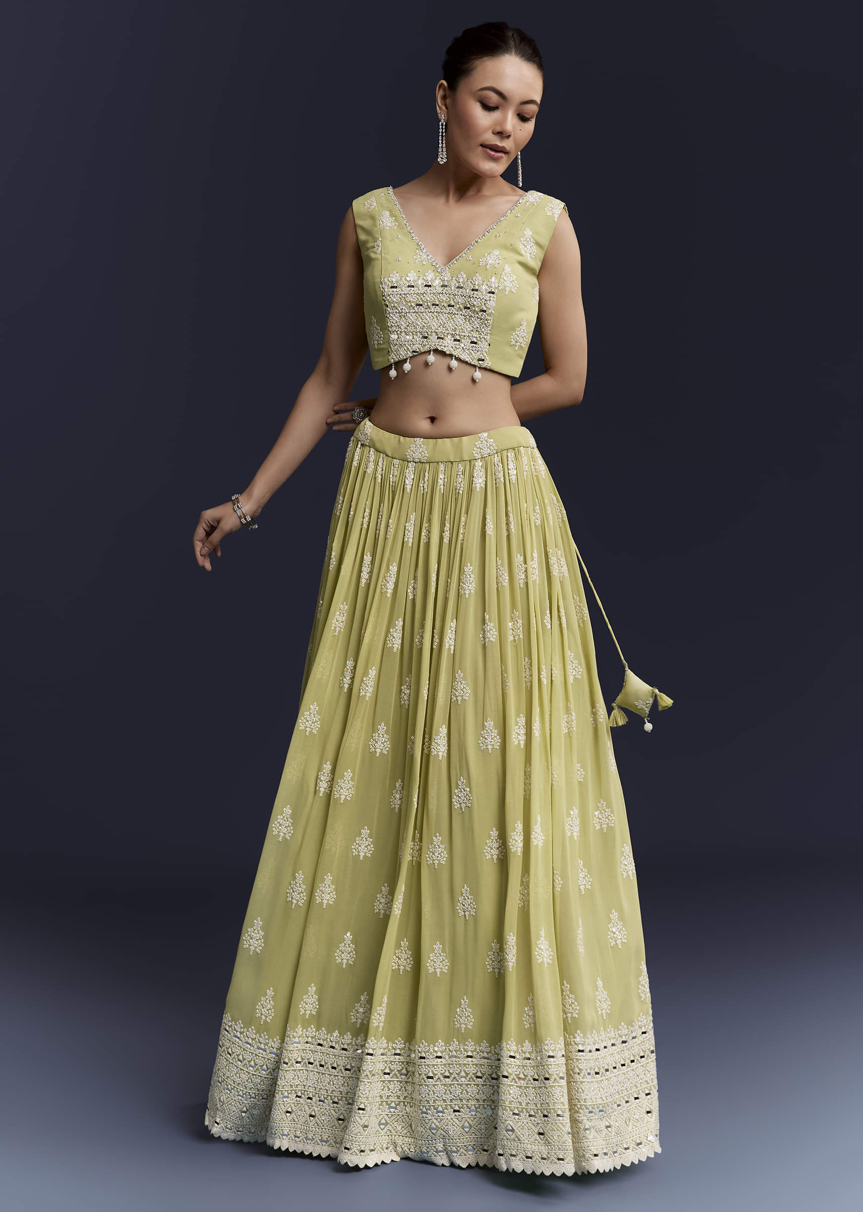 green-georgette-bridesmaid-lehenga-with-sequins-and-thread-work-sg338265-6.jpg