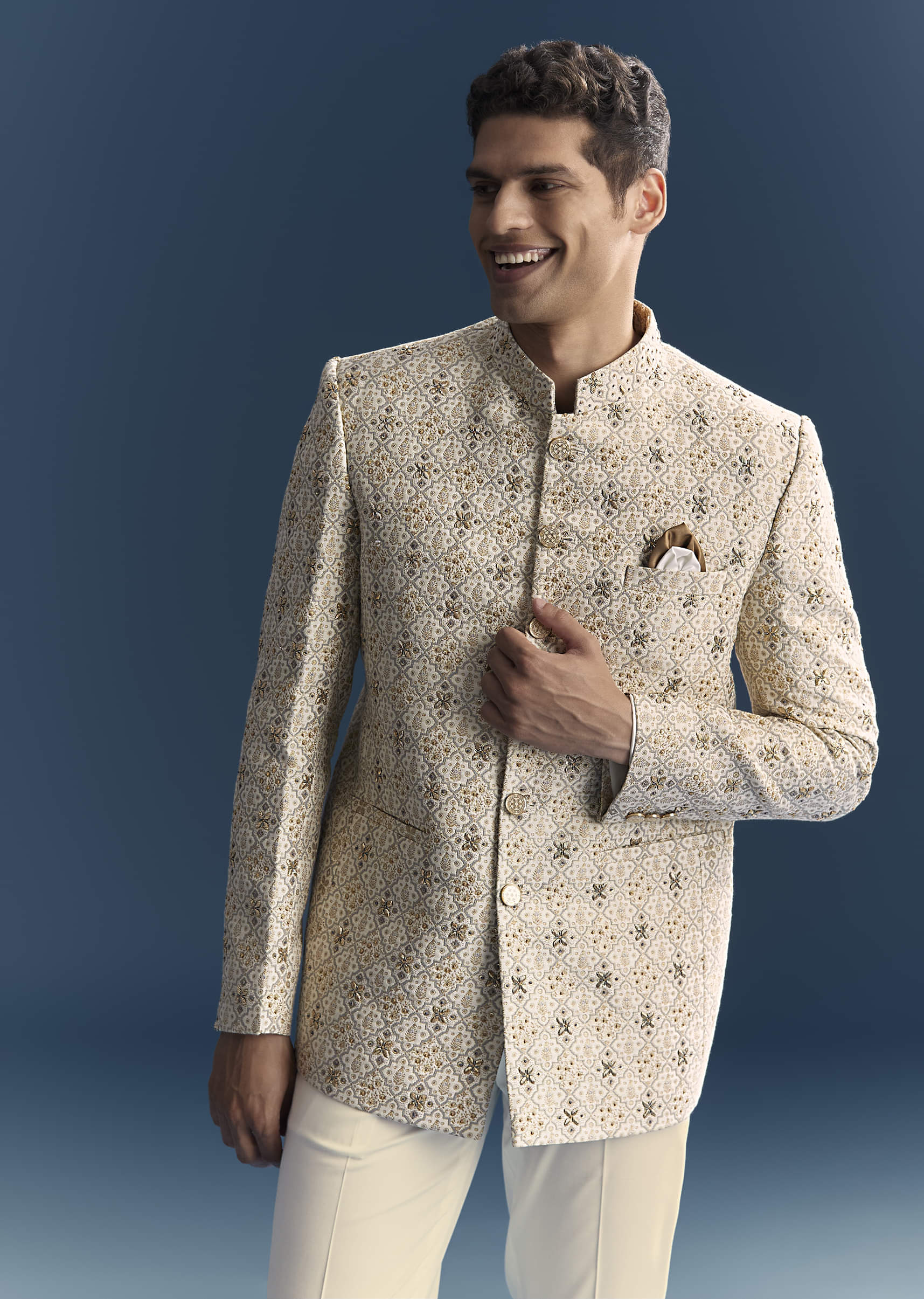 green-jacquard-jodhpuri-suit-for-men-with-zardosi-and-sequins-embroidery-sg333380-4.jpg