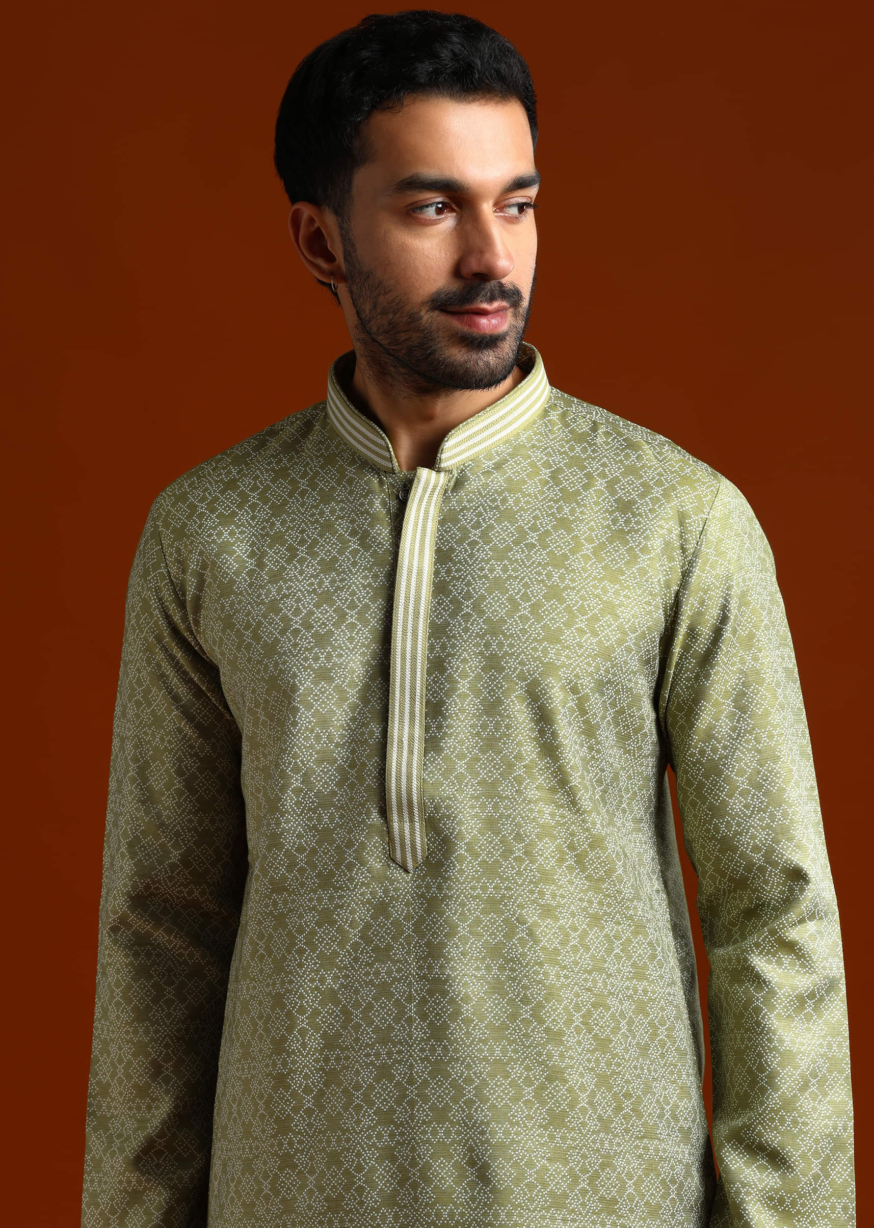 green-jacquard-kurta-set-for-men-with-subtle-print-sg322388-2.jpg