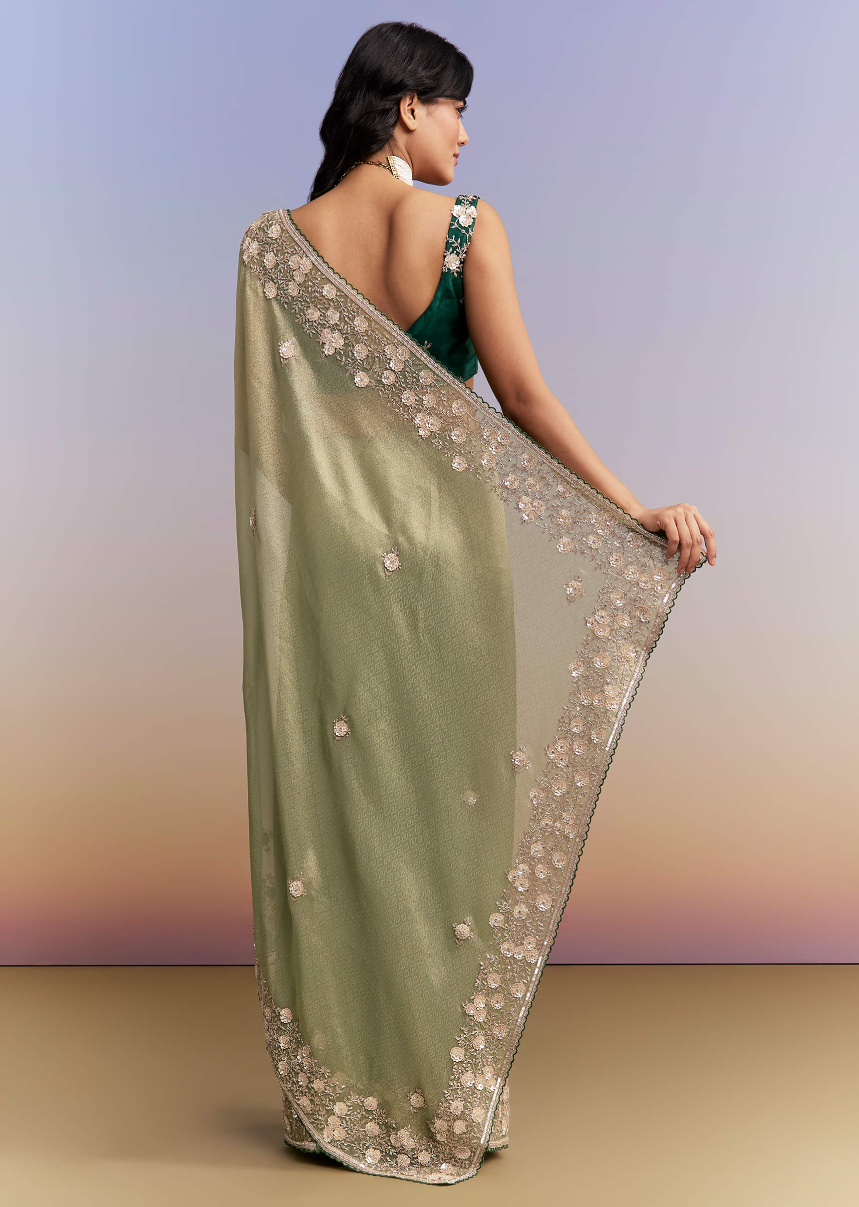 green-jacquard-tissue-saree-with-heavy-hand-embroidery-sg338643-4.jpg