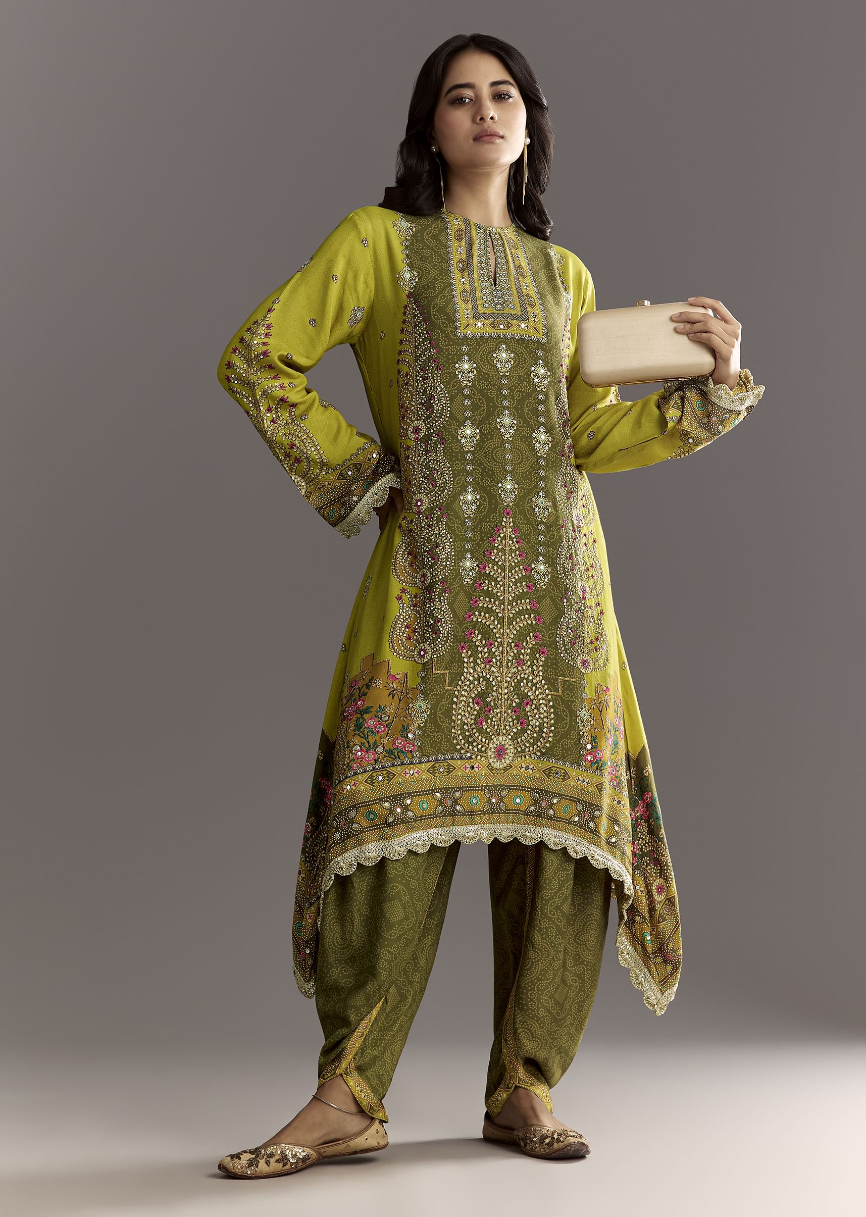 green-muslin-floral-and-bandhani-printed-asymmetrical-cut-kurta-dhoti-sg308926-3_7b18d12e-24de-4d07-935b-531e1f6d0bf4.jpg