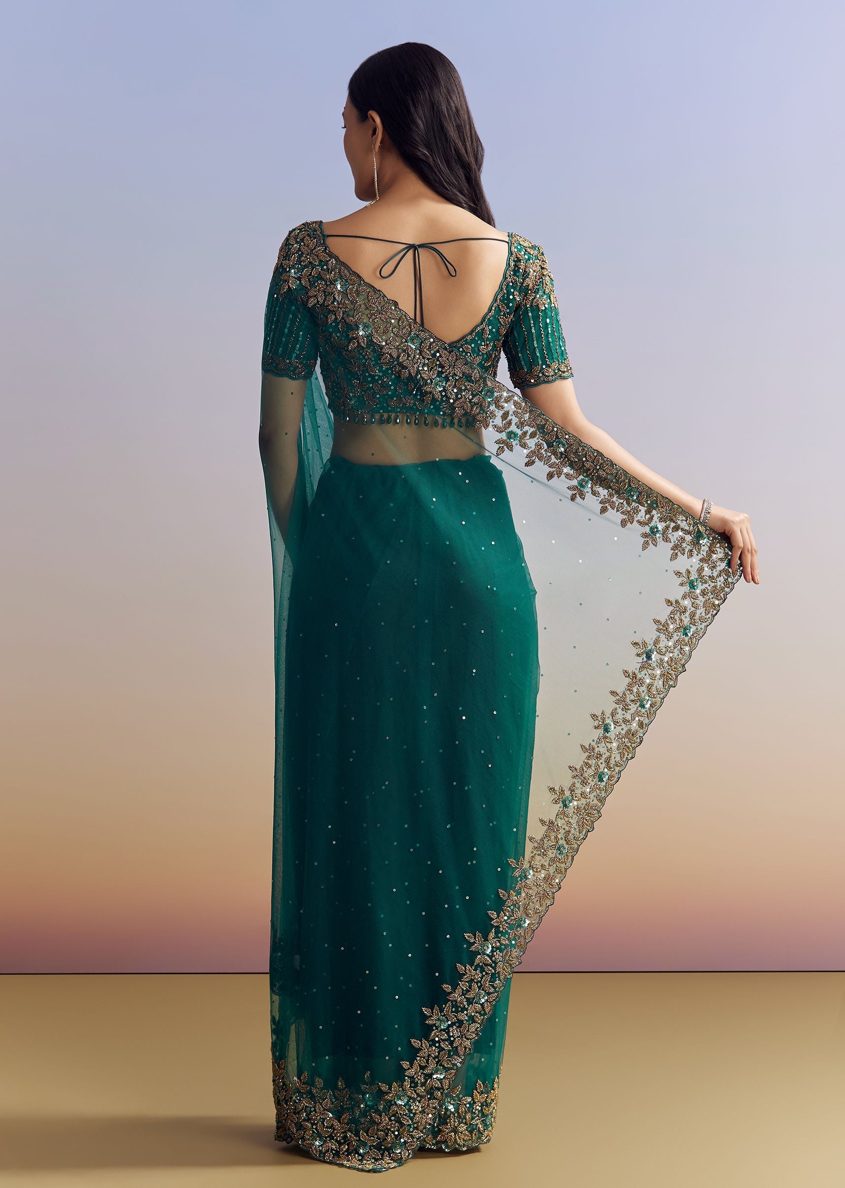 green-net-saree-featuring-heavy-embroidered-border-sg320747-4_f8e96a89-e577-4e57-9244-03b14c29e1f3.jpg