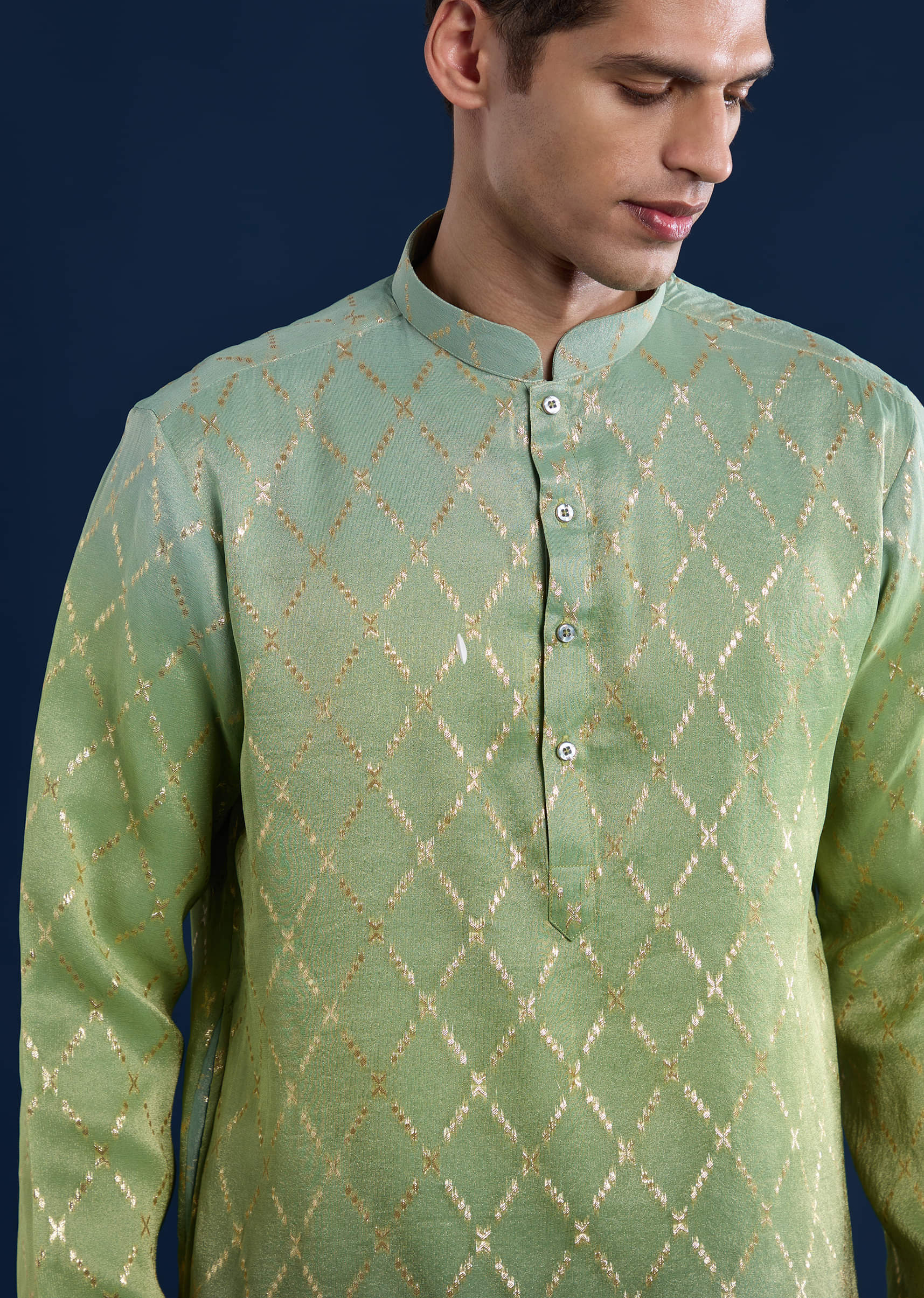 green-ombre-silk-kurta-set-with-dupatta-sg332652-4_1.jpg