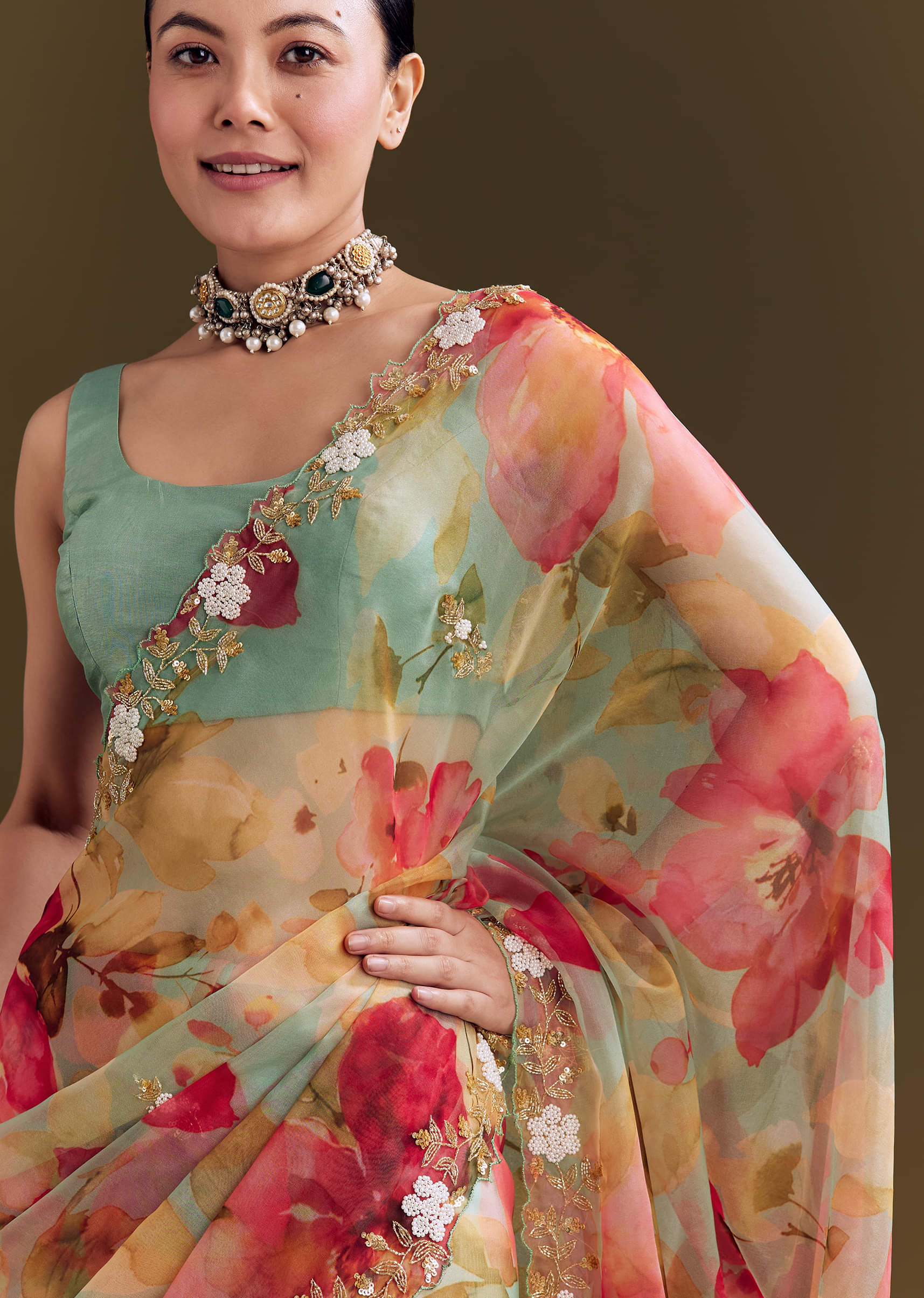 green-organza-floral-saree-with-embellished-border-sg297626-2_3b3b6c54-8b3a-4938-8b34-8db3ff34236c.jpg