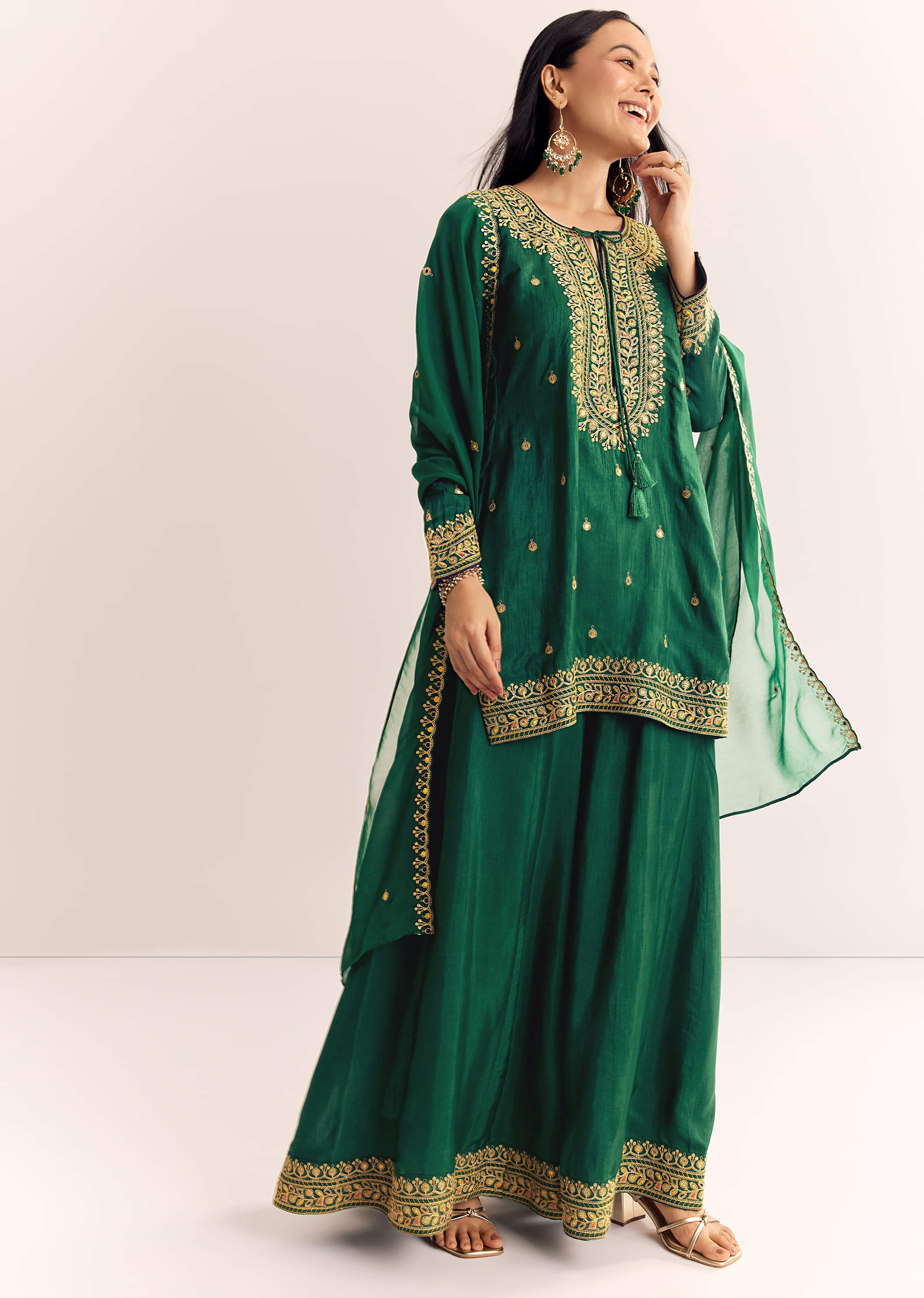 green-organza-kurta-sharara-suit-with-zari-butti-work-sg316656-4_e41b133b-05cd-40cf-8dba-00c864f4c048.jpg