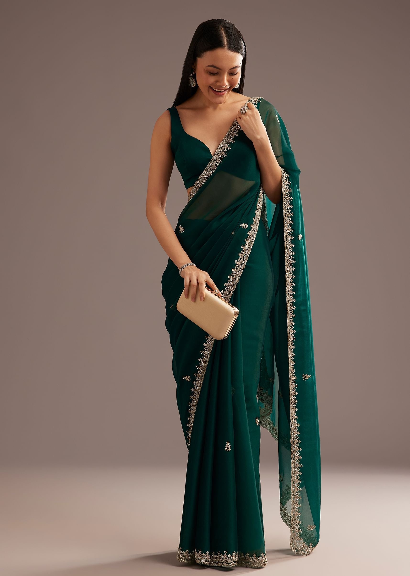 green-organza-saree-with-cutdana-and-sequins-border-sg285290-5_4a33d620-f4d0-42a6-91c7-e92590d02f9d.jpg