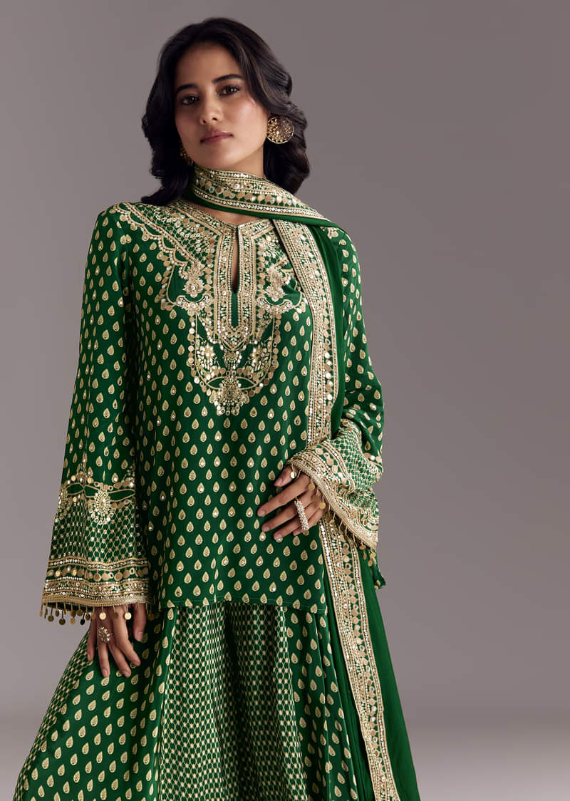 green-printed-crepe-palazzo-set-with-dupatta-sg325414-4_191bb8b5-ef46-468f-bbef-5e11d44e25d7.jpg