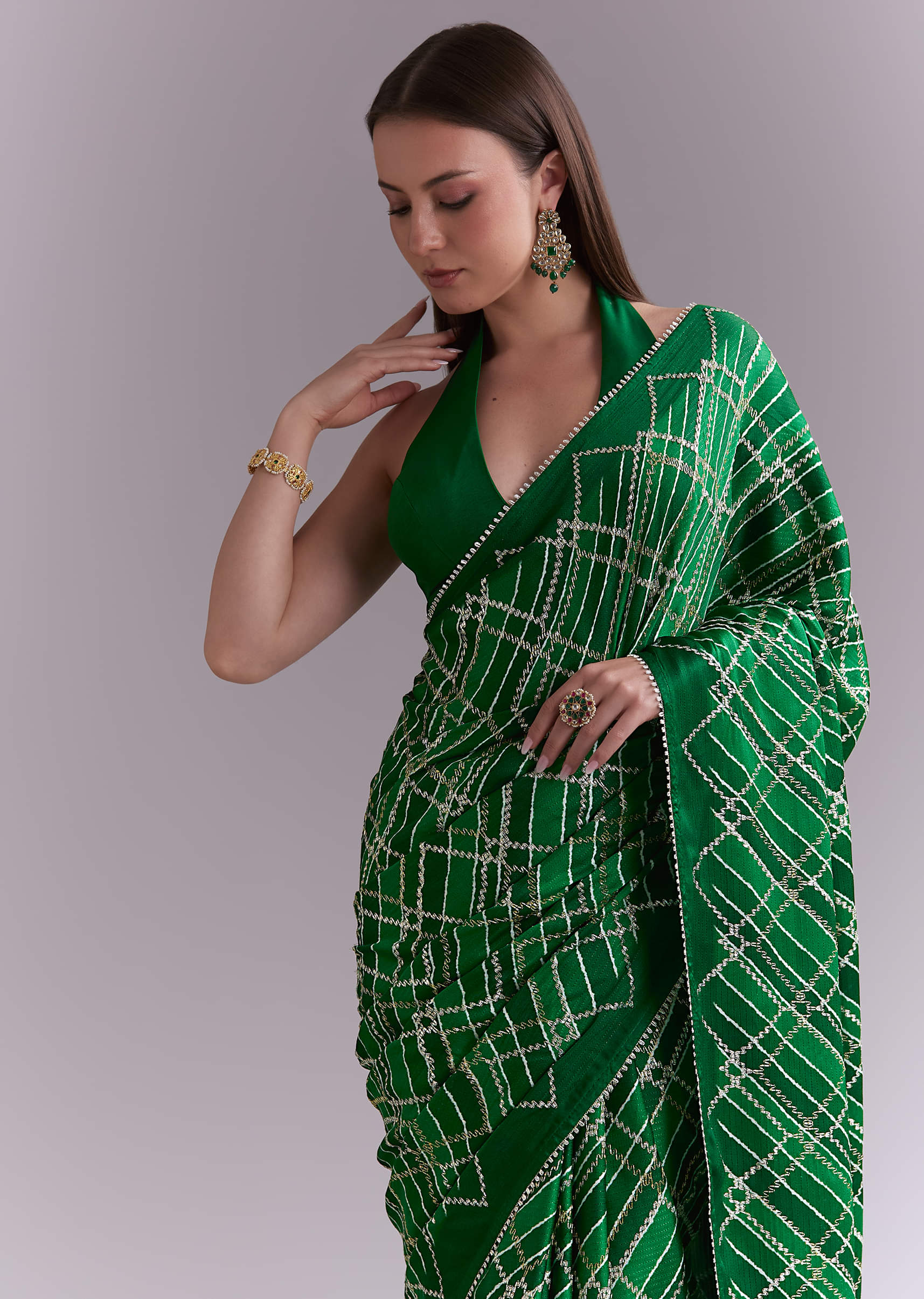 green-satin-saree-with-criss-cross-stripes-and-zari-border-sg351906-5.jpg