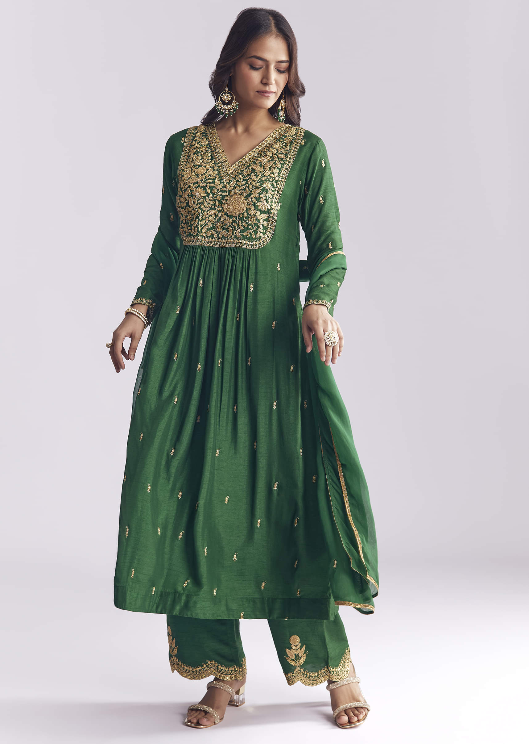 green-silk-anarkali-suit-with-zari-thread-work-sg345509-1.jpg