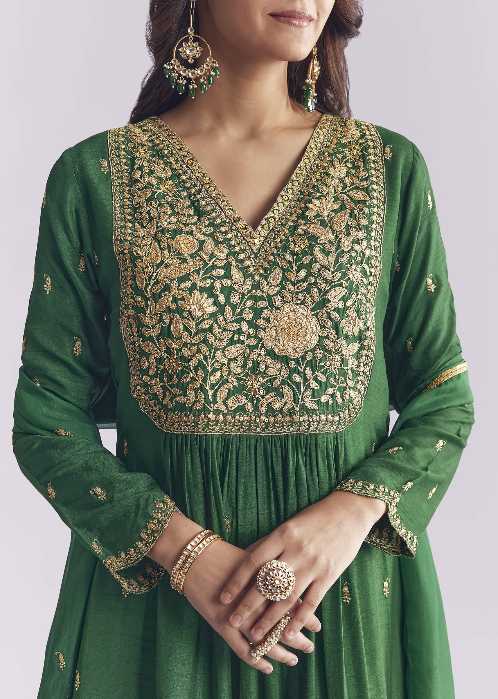 green-silk-anarkali-suit-with-zari-thread-work-sg345509-2.jpg