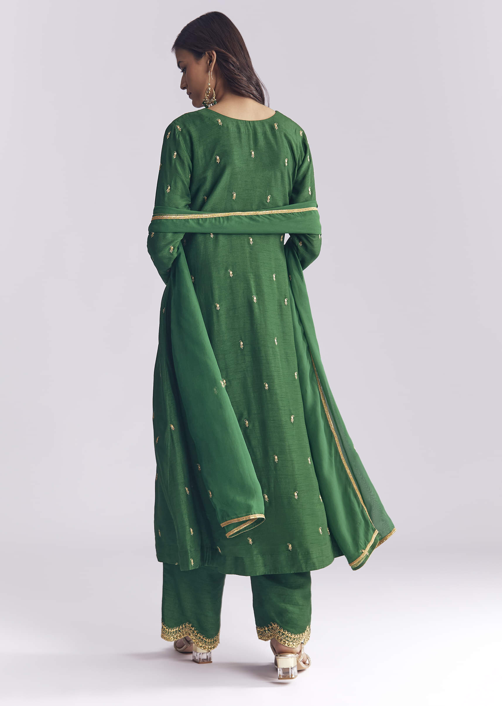 green-silk-anarkali-suit-with-zari-thread-work-sg345509-5.jpg