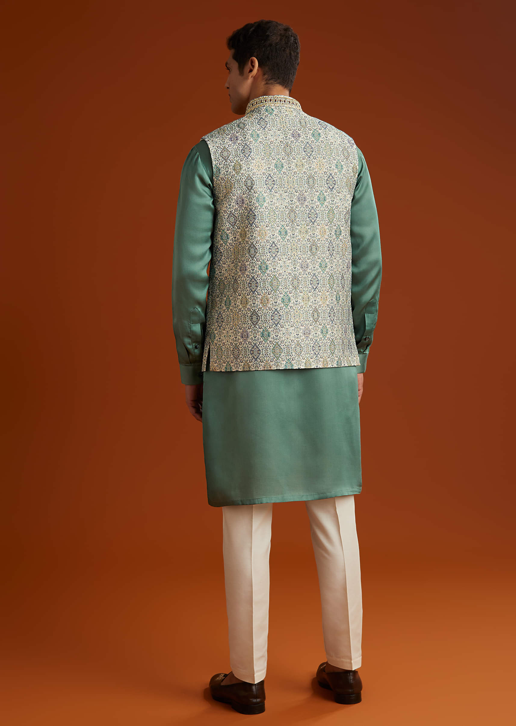 green-silk-kurta-jacket-set-for-men-with-geometric-jaal-print-sg332908-5.jpg