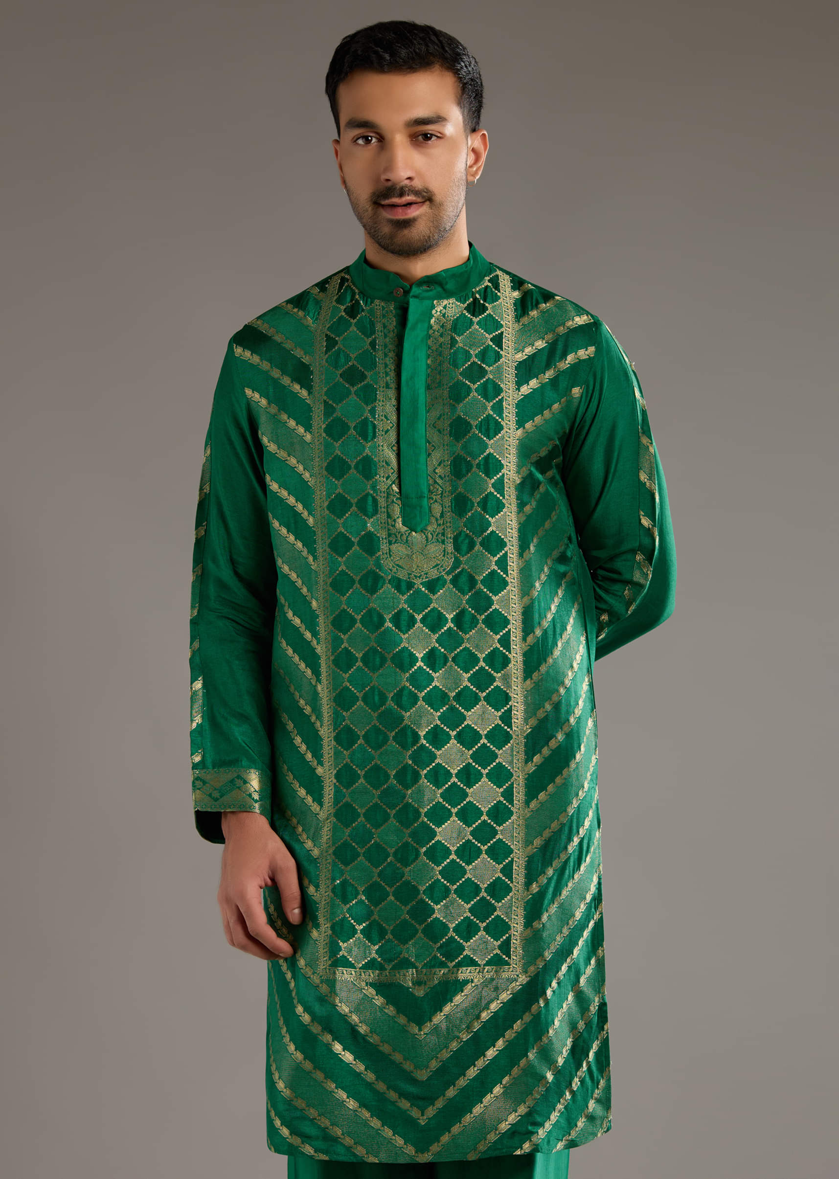 green-silk-kurta-set-for-men-with-handwoven-jacquard-work-sg359396-4.jpg