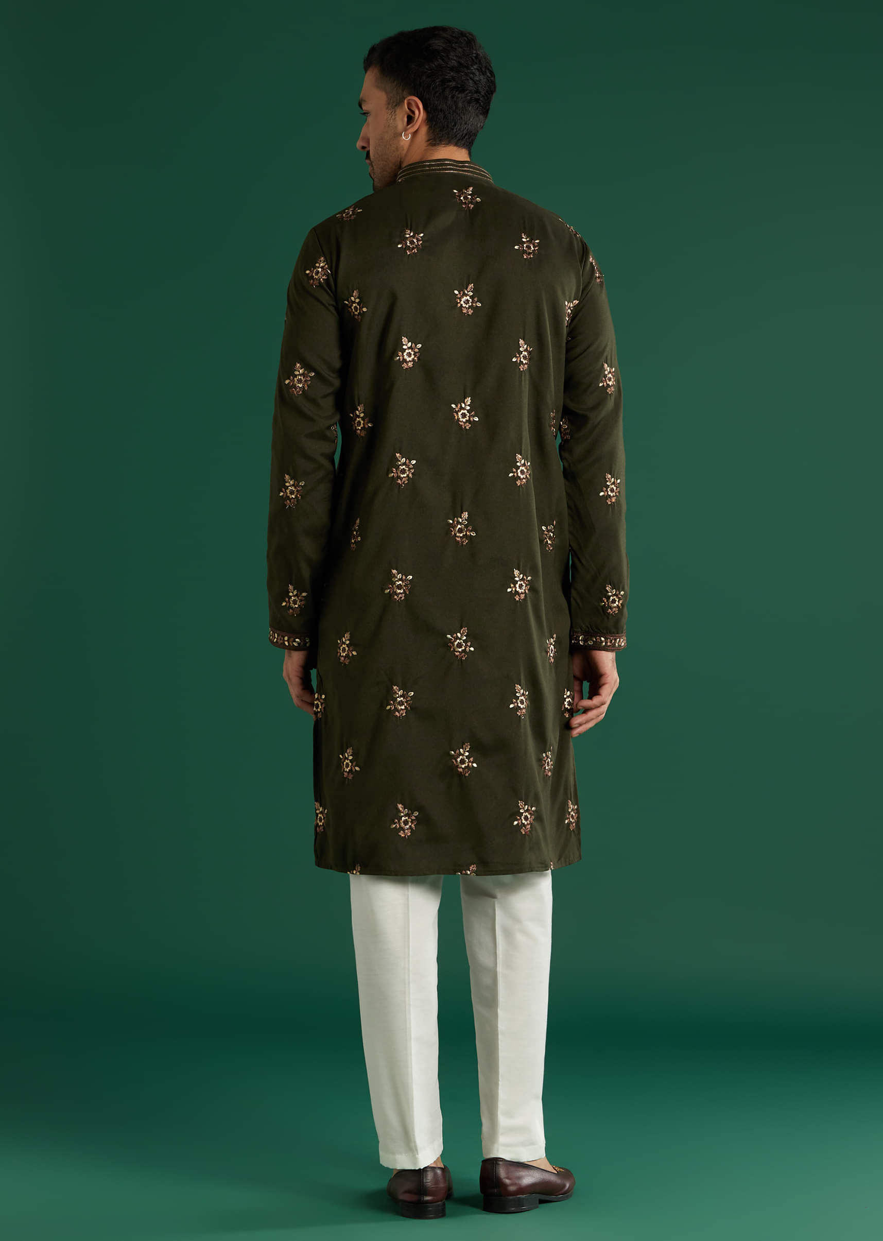 green-silk-kurta-set-for-men-with-resham-hand-embroidery-sg360004-3.jpg
