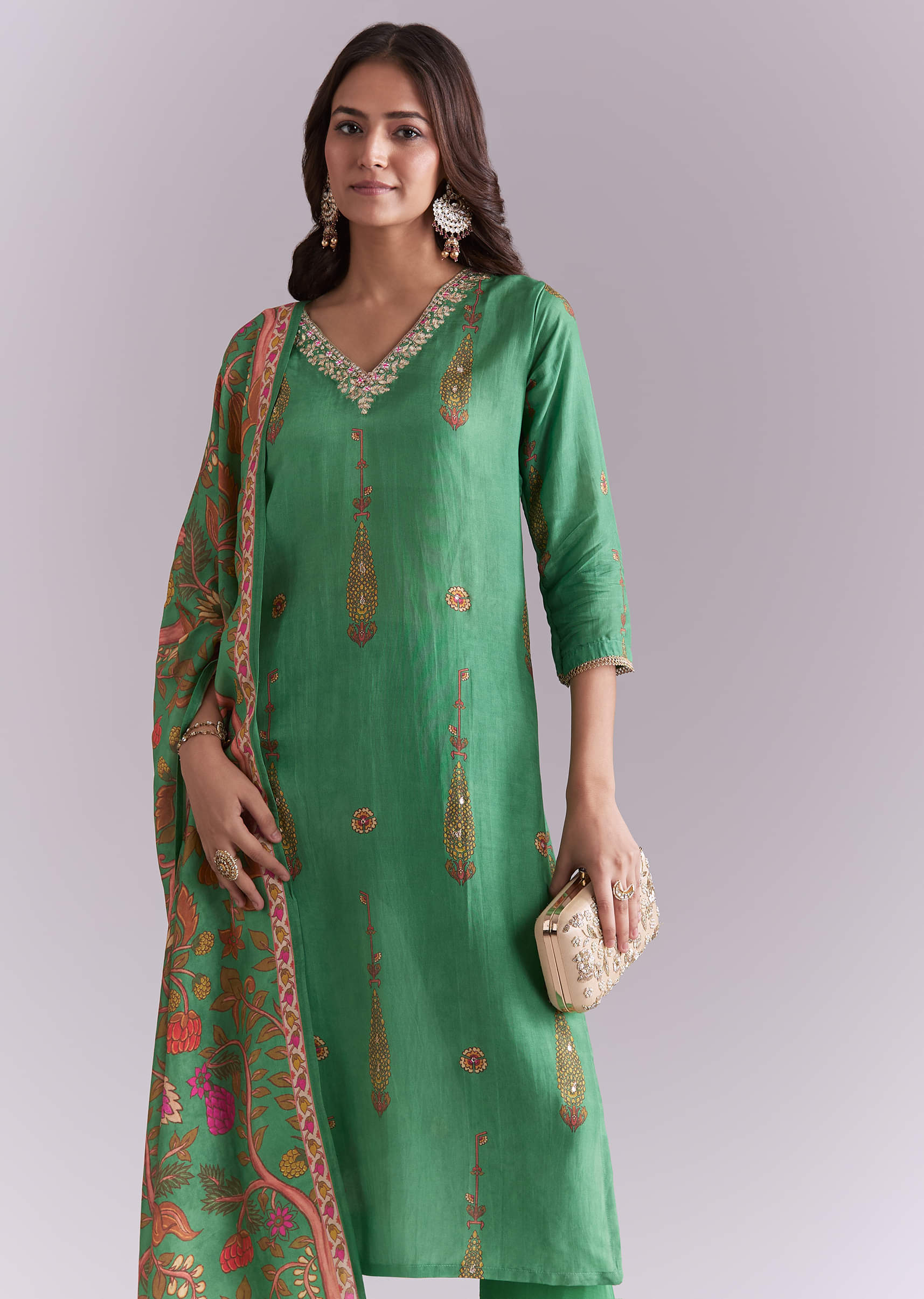 green-silk-kurta-set-with-indie-print-and-gota-work-sg357474-4.jpg