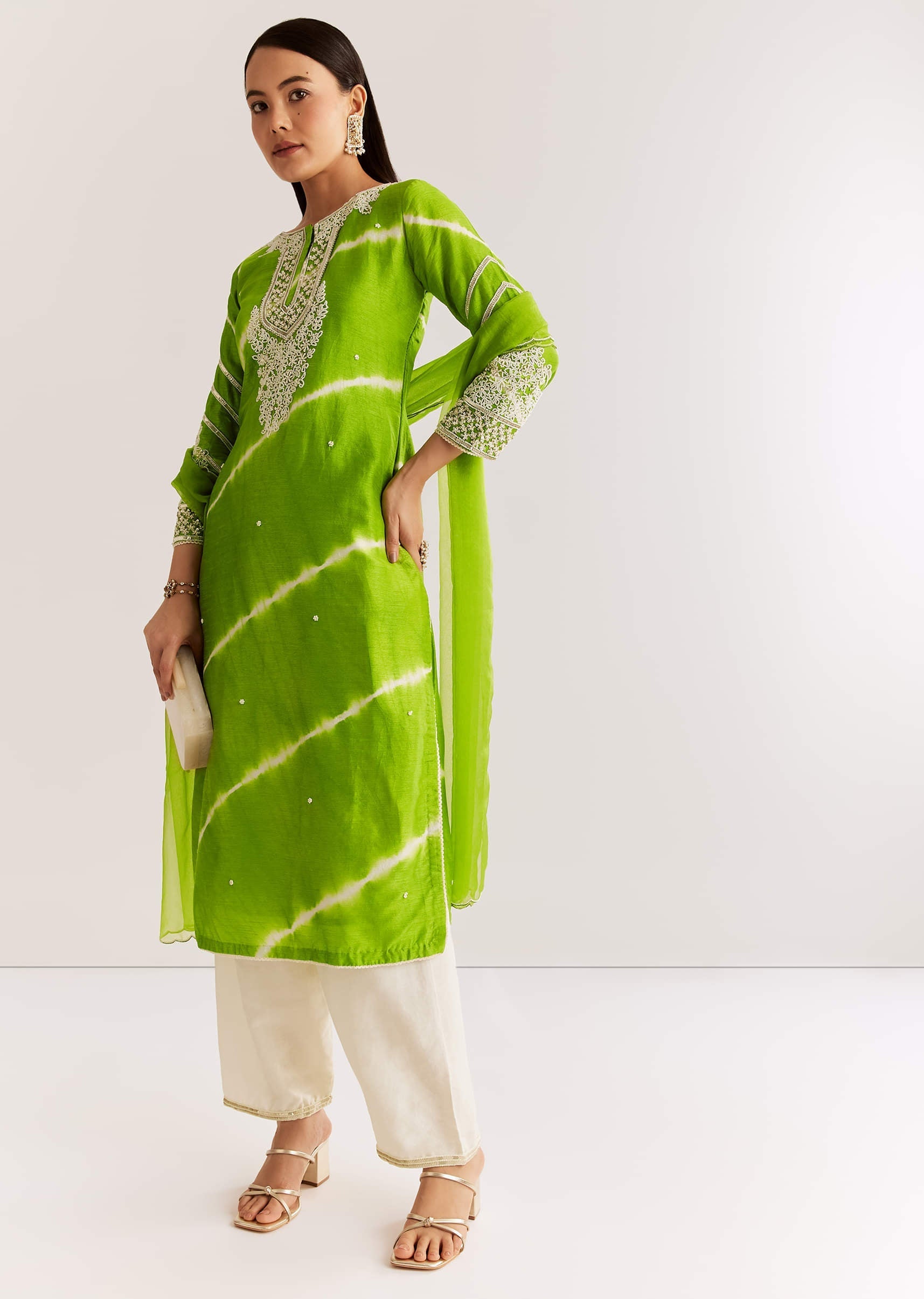 green-silk-leheriya-kurta-set-with-moti-work-sg315767-2_d5a517f3-19ab-47c4-a176-6041c14fa93c.jpg