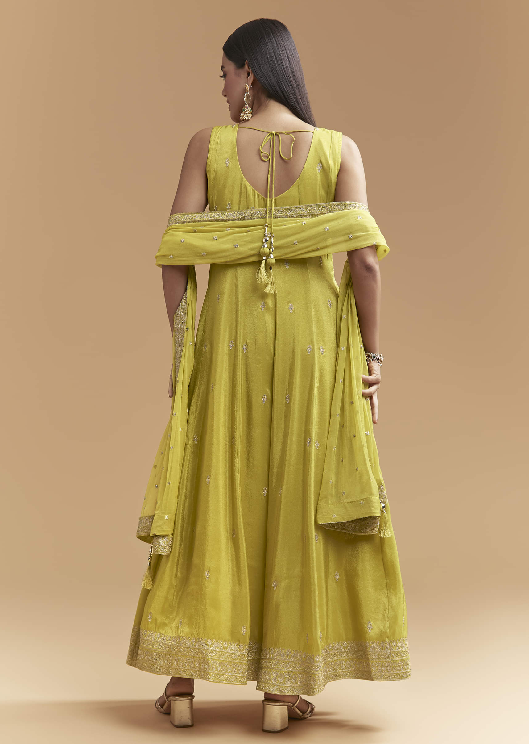 green-tissue-anarkali-suit-with-intricate-zari-work-sg334952-5.jpg