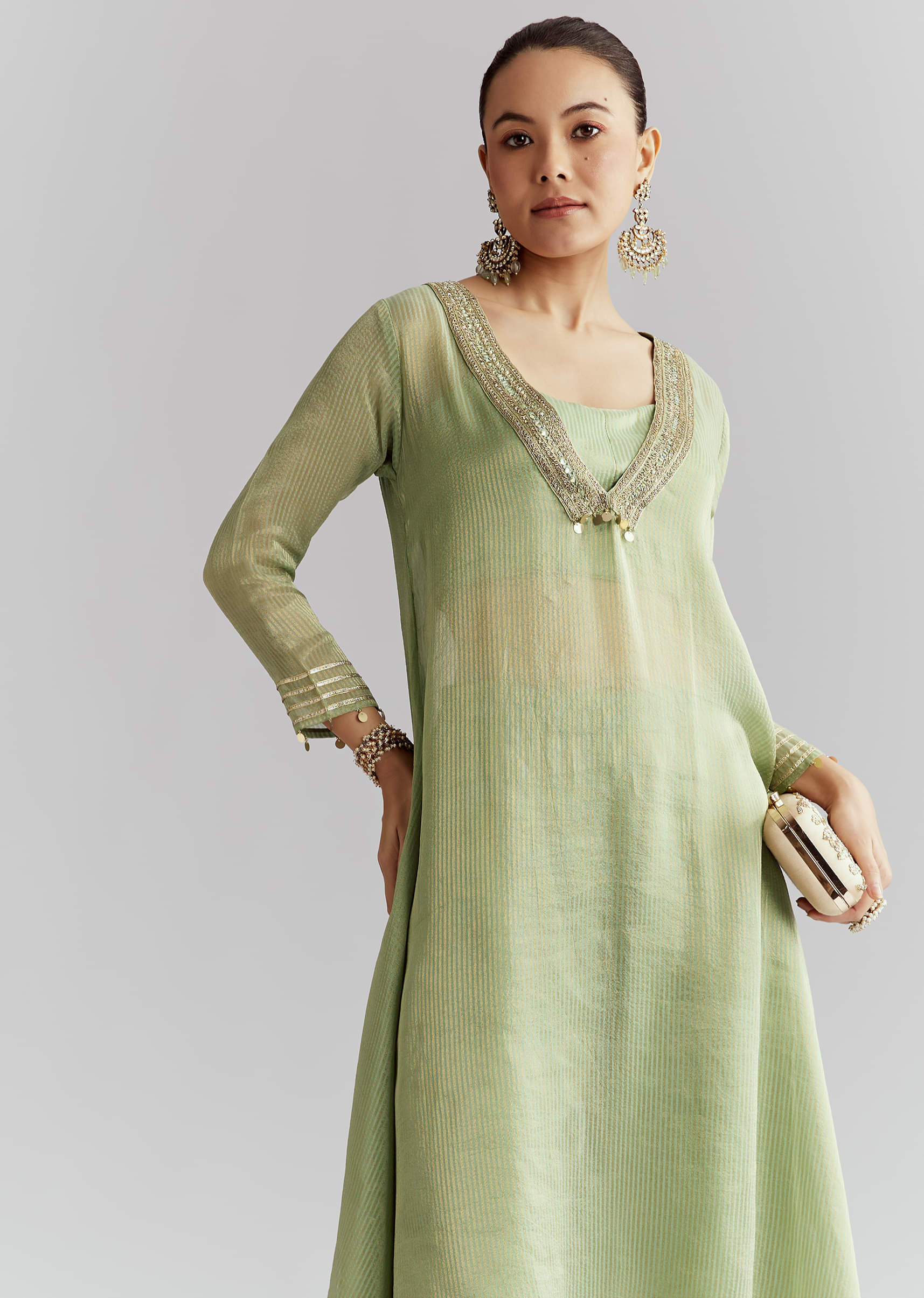 green-tissue-kurta-set-with-intricate-embroidery-sg344200-4.jpg