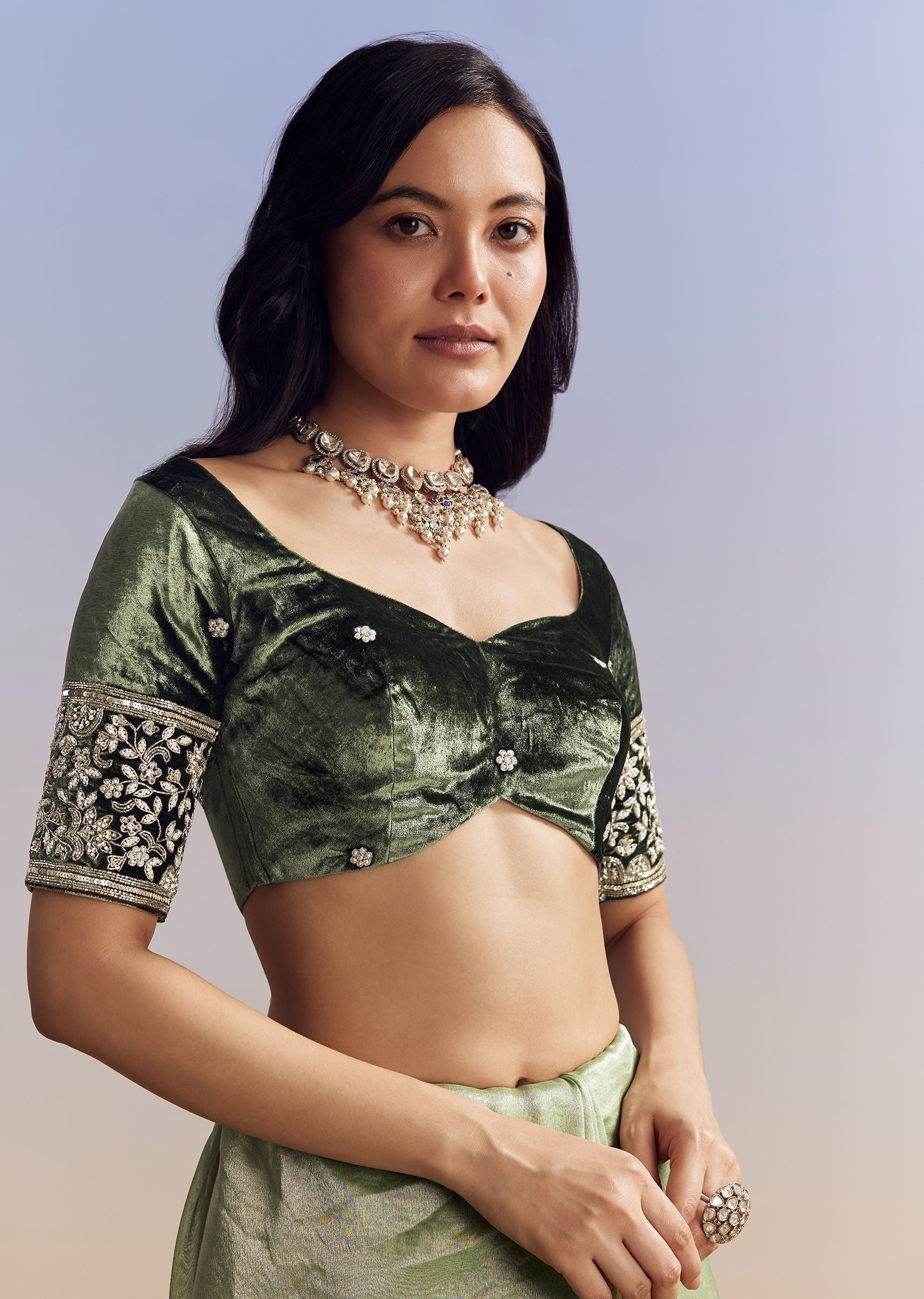green-tissue-saree-with-velvet-blouse-and-richly-embroidered-borders-sg317654-7_ba94646b-28d8-4918-811a-956d73bd39d2.jpg