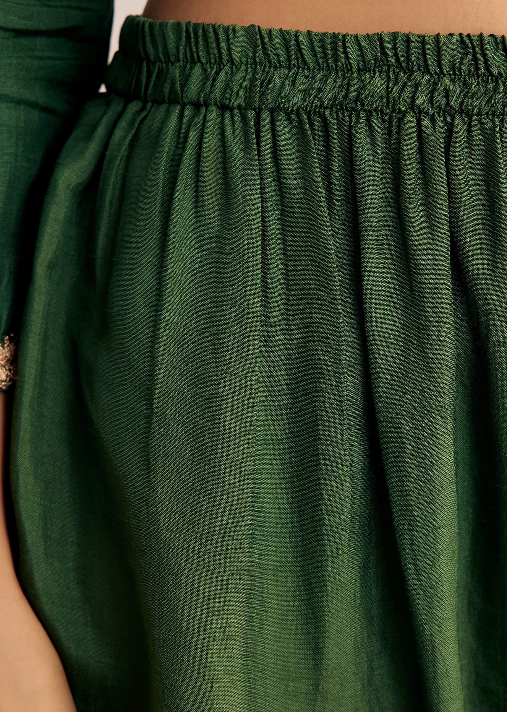 green-zardosi-work-dola-silk-kurta-dupatta-suit-sg324465-6_1c4172f8-e98a-4eda-9d1b-462a4118823e.jpg