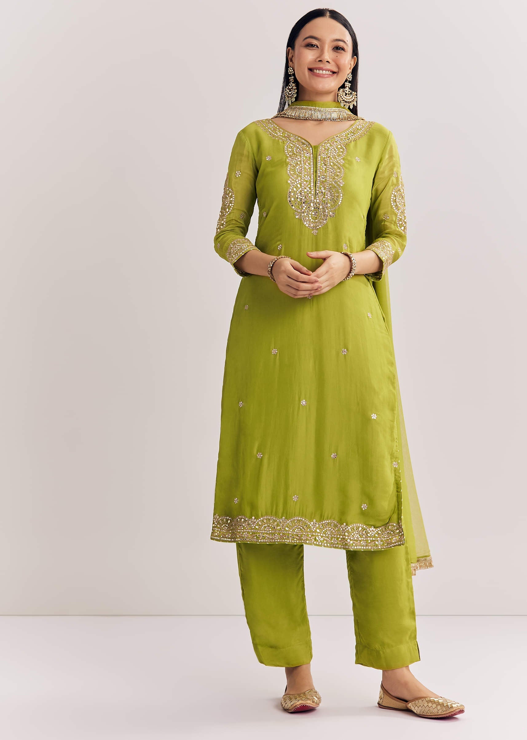 green-zari-work-kurta-set-with-chiffon-dupatta-sg318575-4_d029e35e-3863-4aa3-bfbf-4afea40cba16.jpg