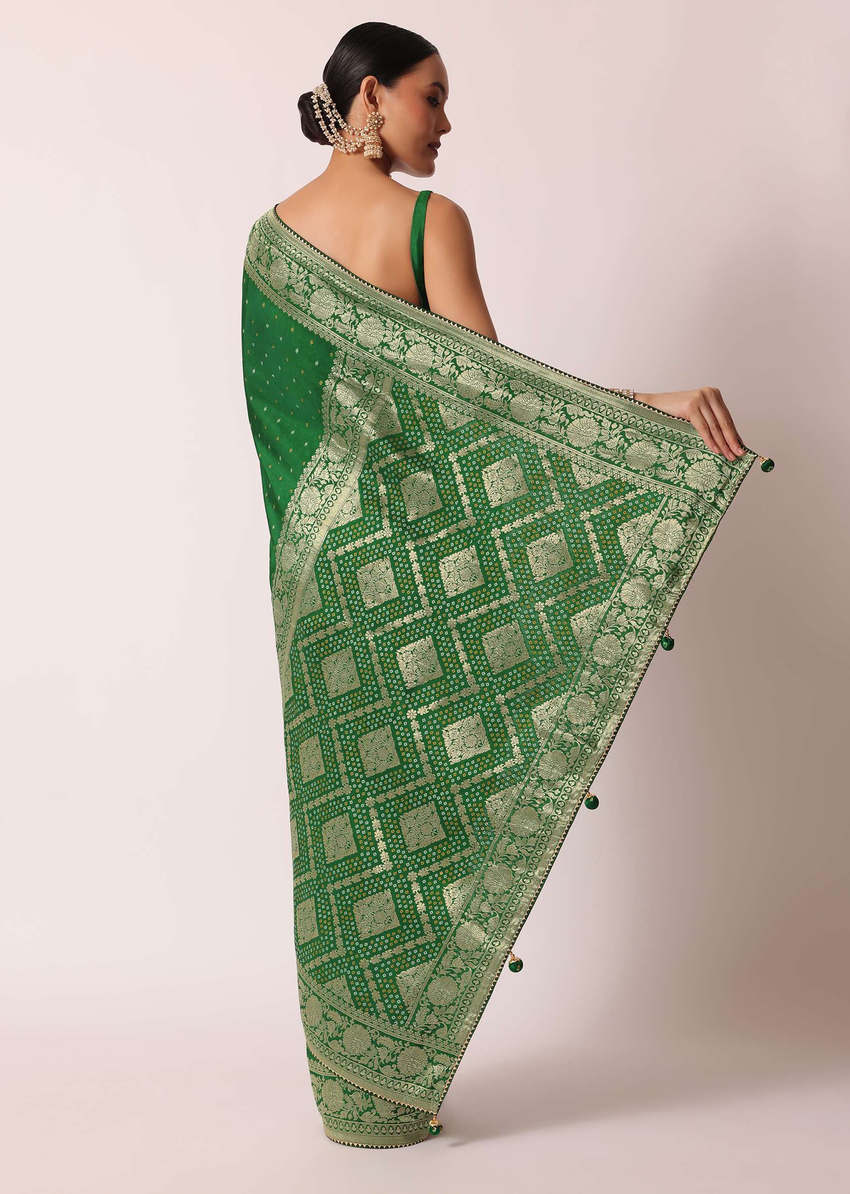 green_bandhani_silk_saree_with_woven_motif-sg182584_4_07a2f179-4026-4c43-84fb-bb994688a496.jpg