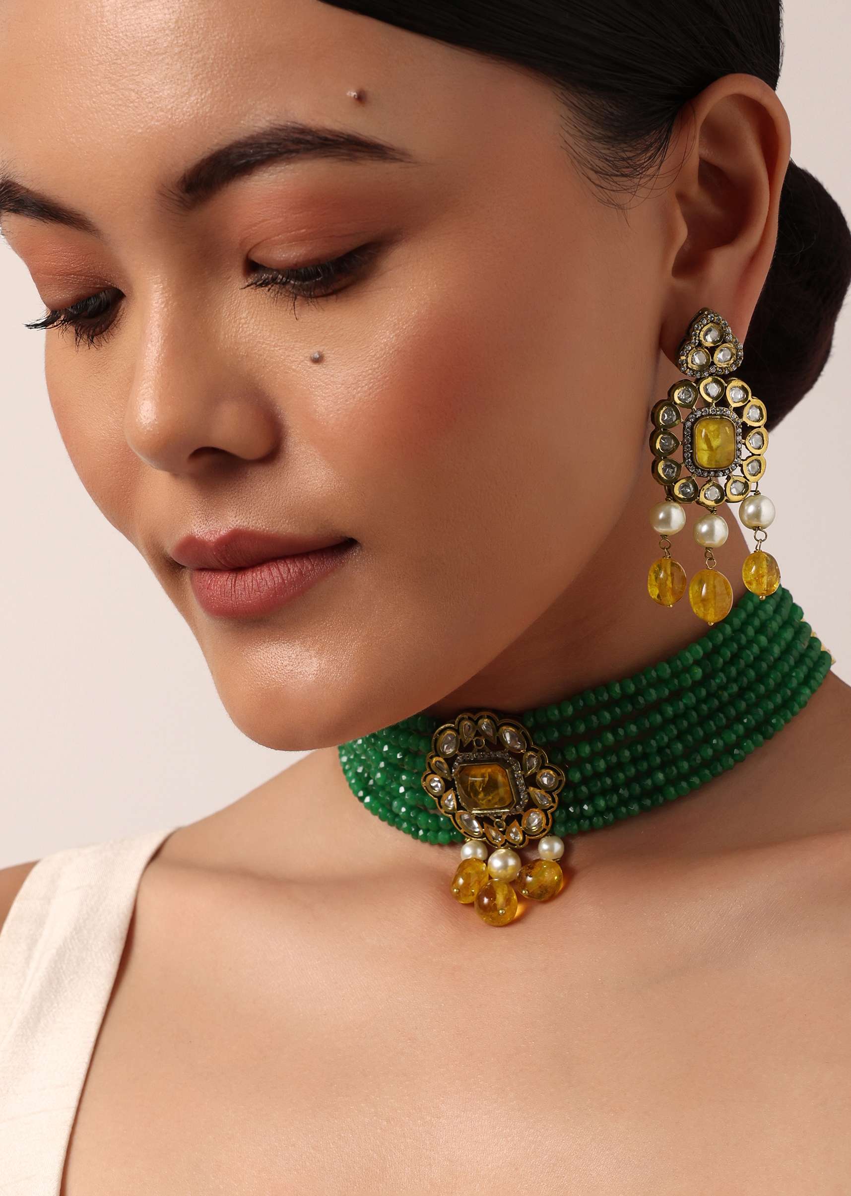 green_beaded_choker_set_with_yellow_floral_pendant-sg196473_7_0ad9bc82-e135-4cd9-9f93-15f6b09b683c.jpg