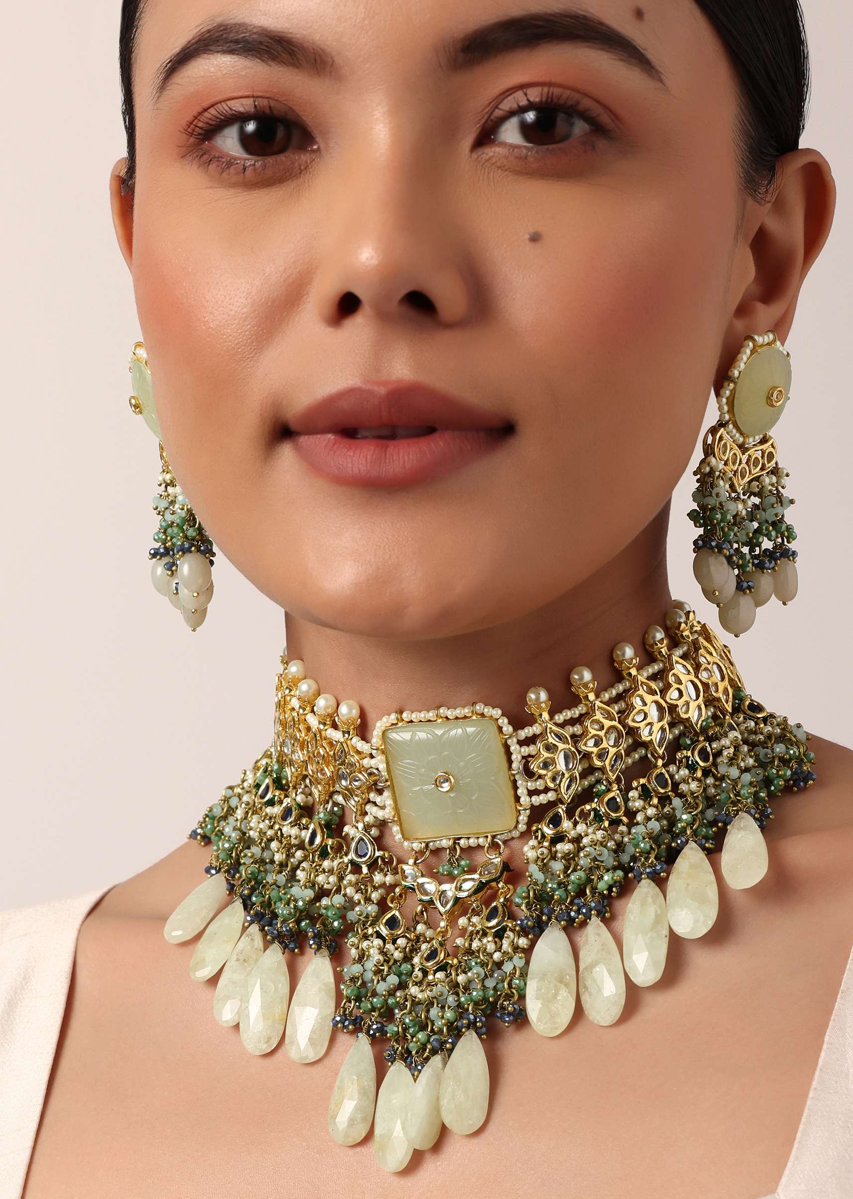green_bridal_choker_set_with_beige_stones_and_kun-sg156211_8_7a2fcbba-3c49-4116-be67-1ee4b003b5a4.jpg