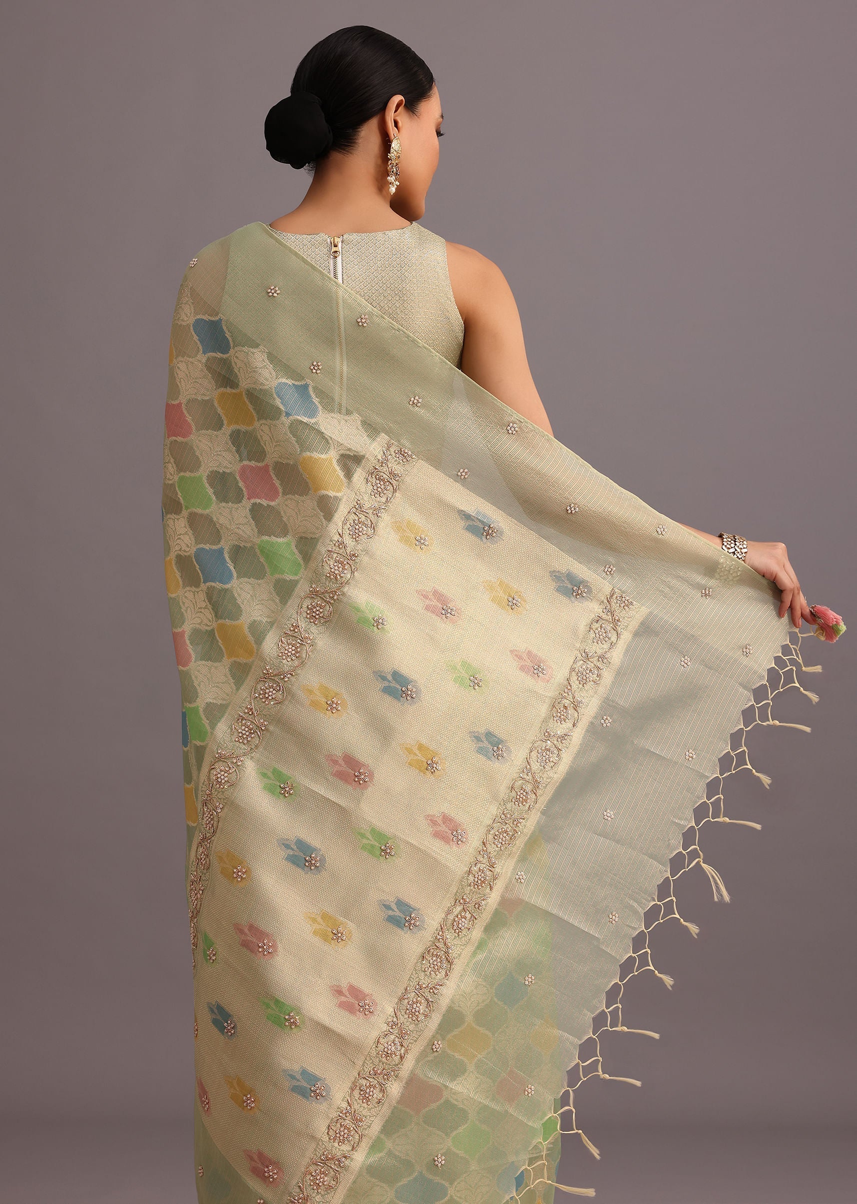 green_chanderi_tissue_zardosi_embroidered_saree-sg257807_8_99e43619-881e-48a0-b05d-cc09630cc88b.jpg