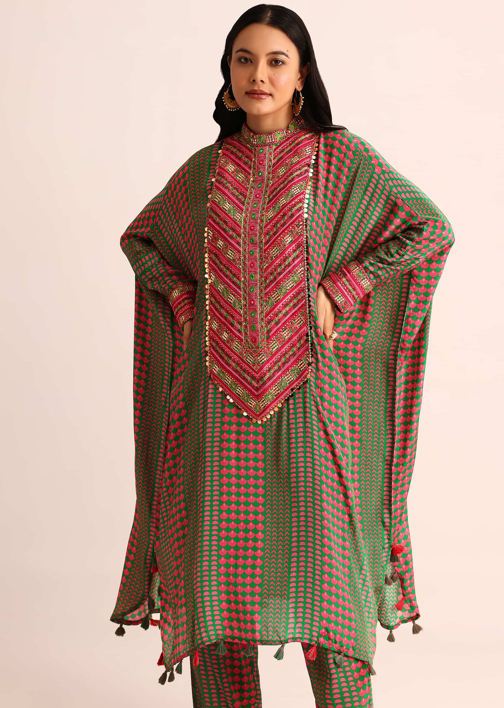green_embroidered_crepe_kaftan_kurti_and_pant-sg211621_6_1751a598-cbe9-49bd-8b04-b323db240a40.jpg
