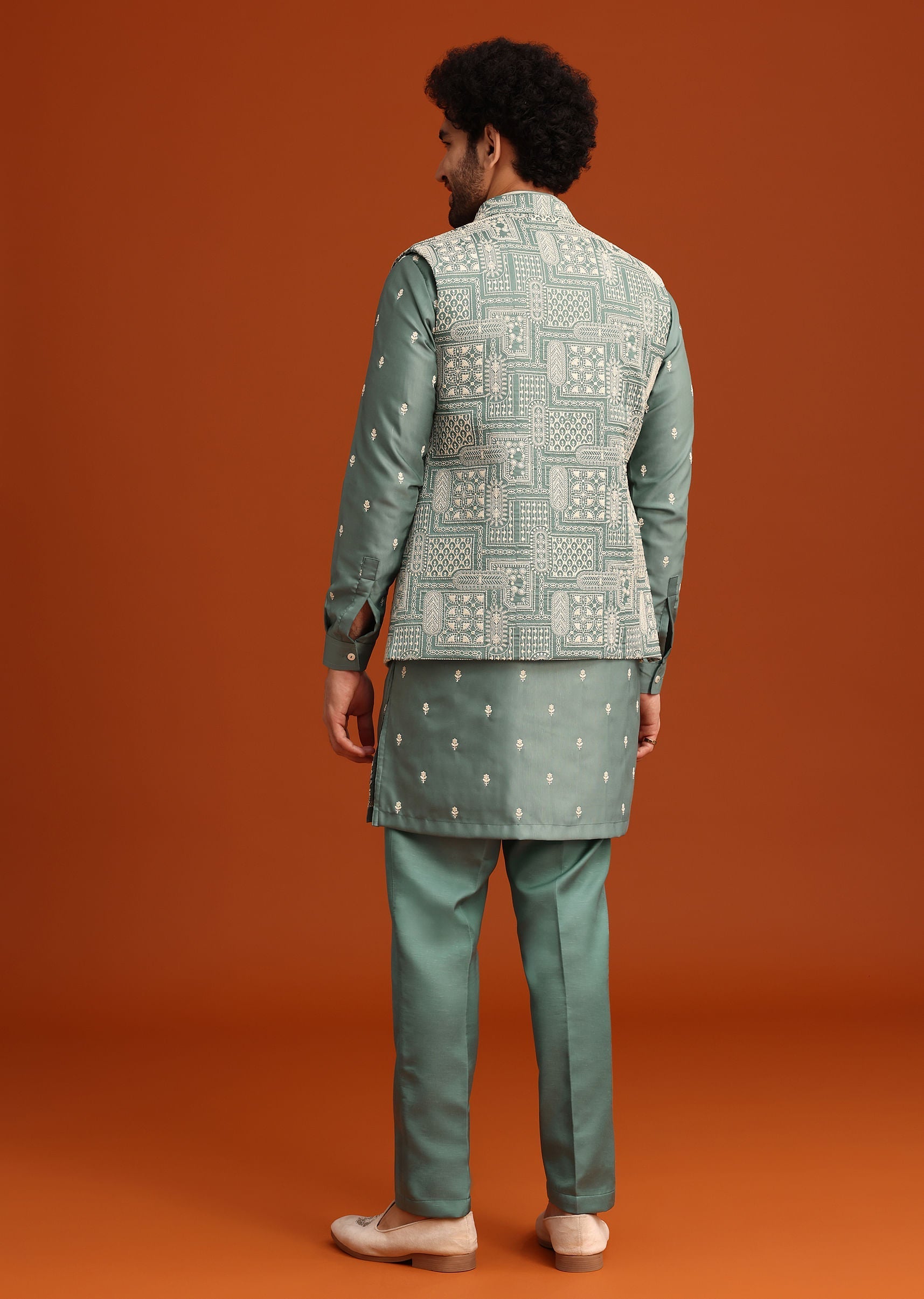 green_embroidered_jacket_kurta_set_in_linen_satin-sg278256_7_8872fc3f-238d-4e37-a01f-809b34240e4a.jpg