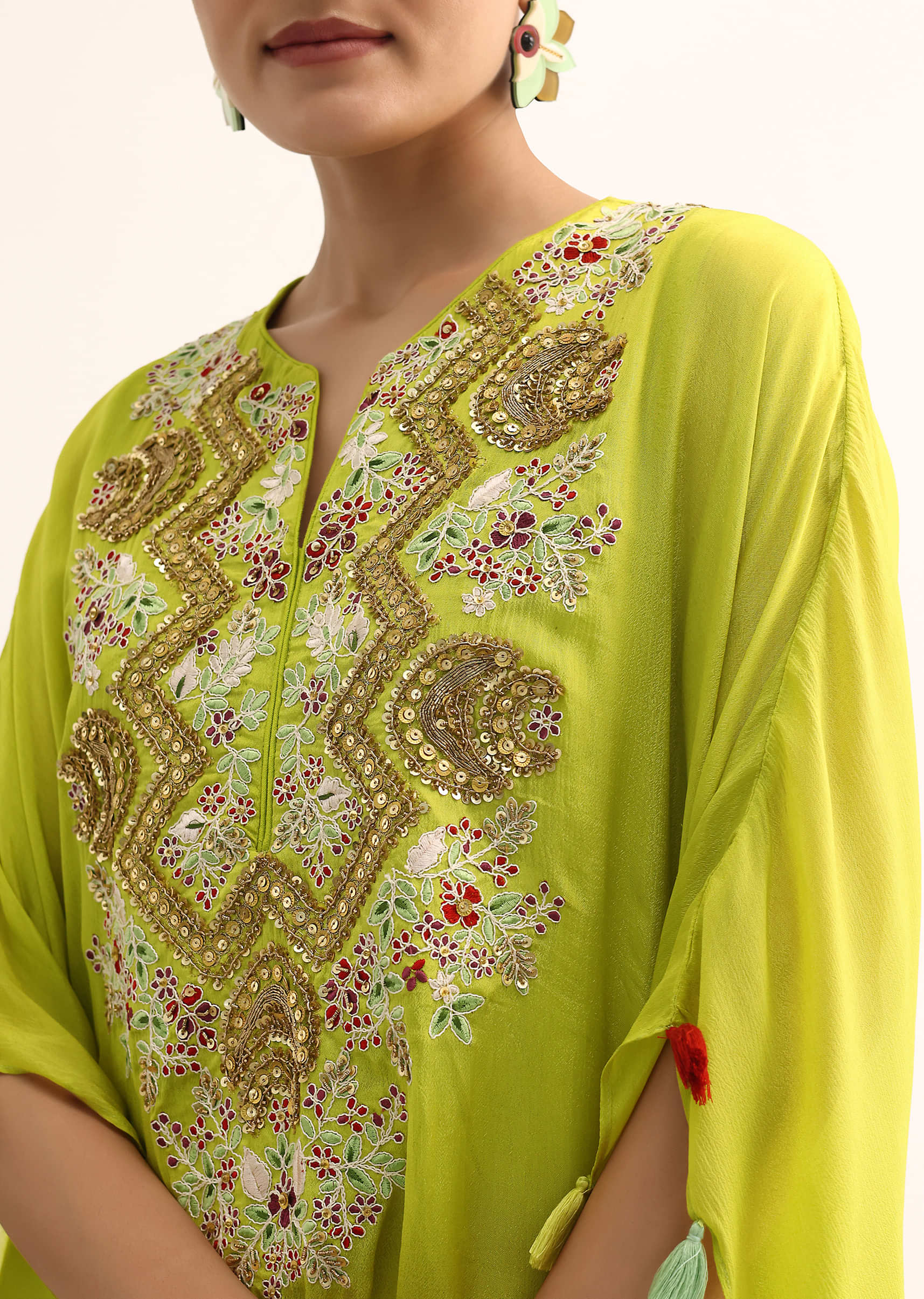 green_embroidered_kaftan_kurta_set-sg235040_4_7430a167-008a-41bb-b977-2df615bd6eb1.jpg