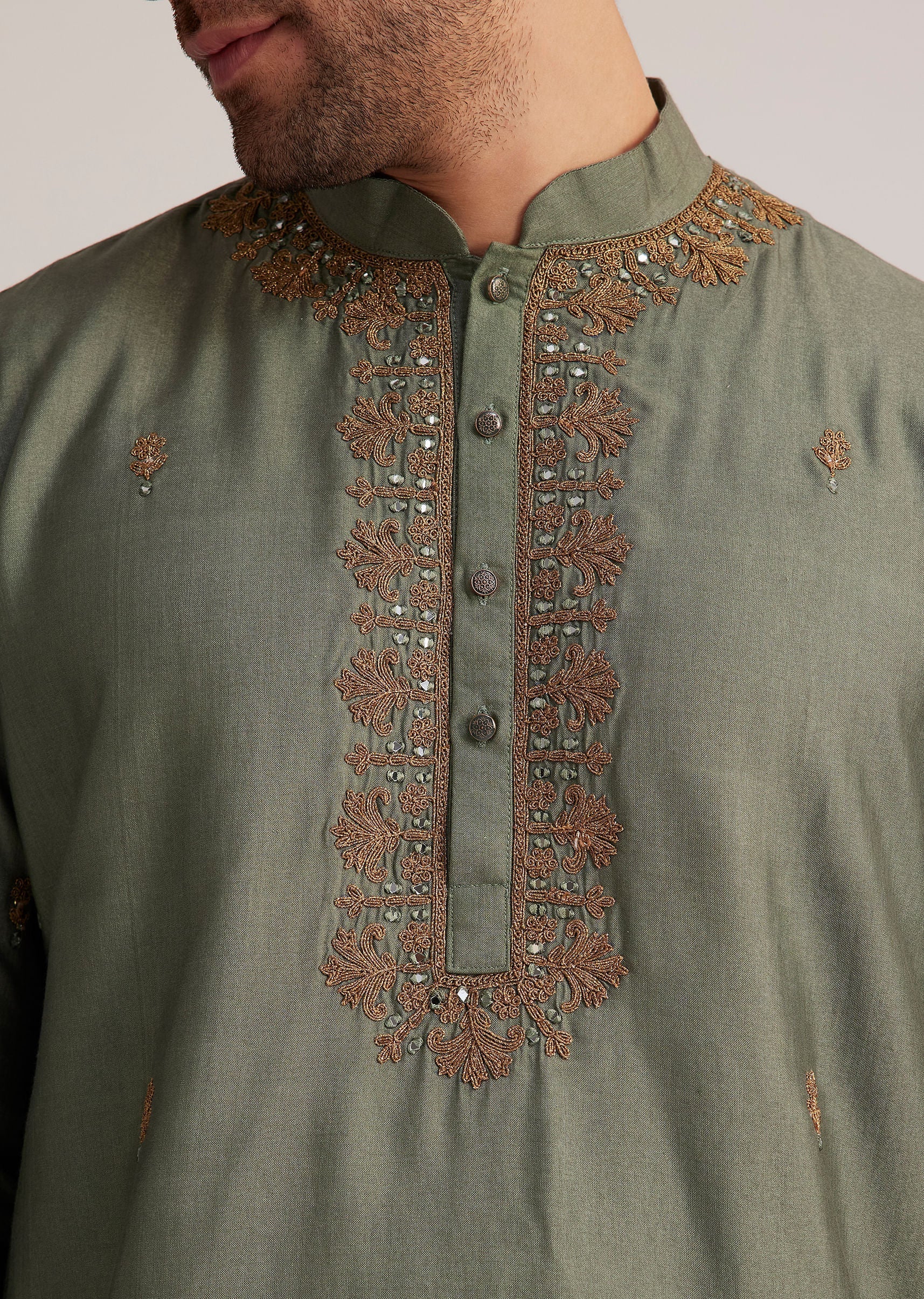 green_embroidered_kurta_set-sg233804_1_15d869f5-d5f7-4e62-8e2a-0a51922b0e57.jpg