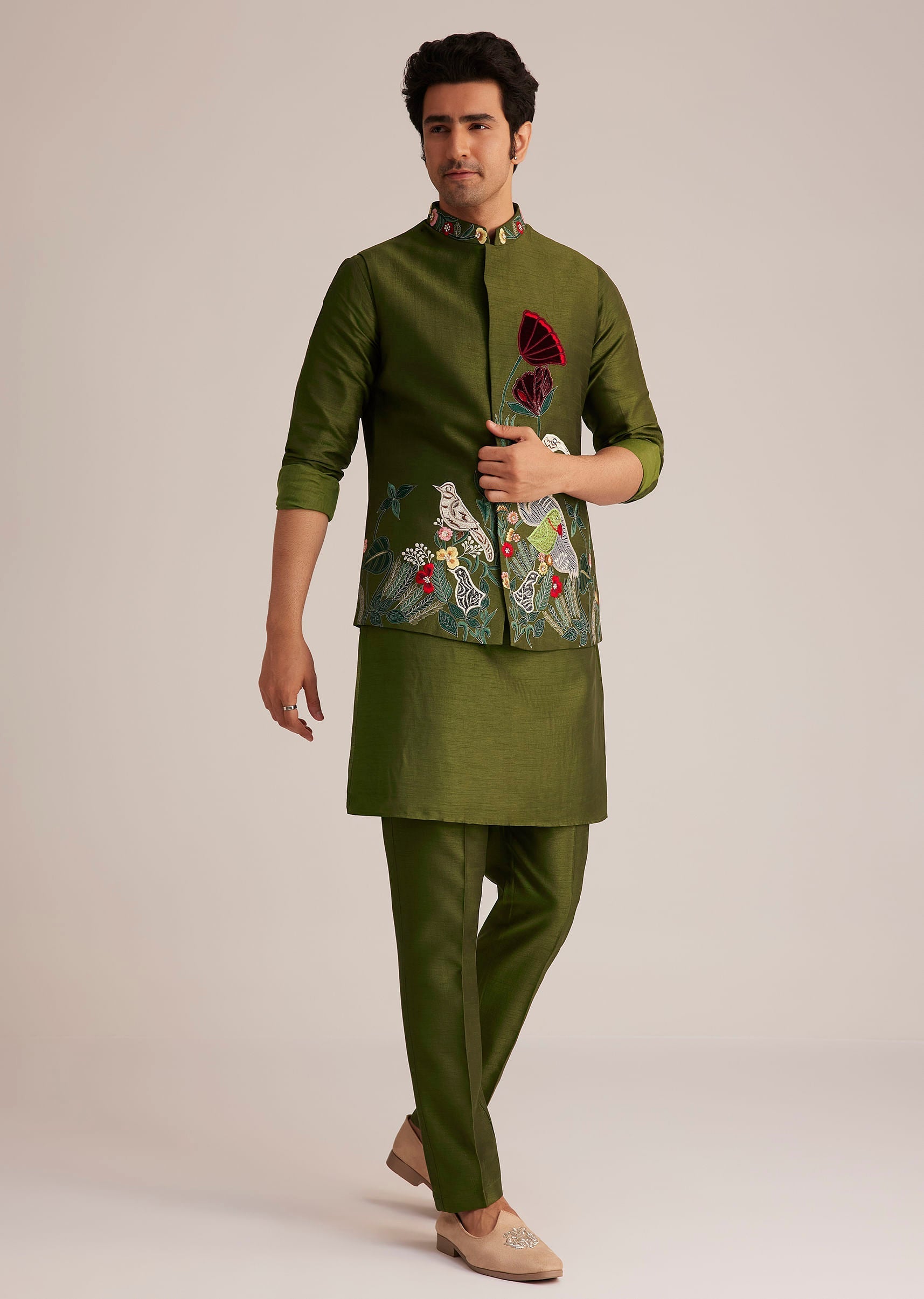 green_embroidered_nehru_jacket_with_bird_detailing-sg259933_10_bceaae83-8f9b-44bf-9563-1a3852ecd947.jpg