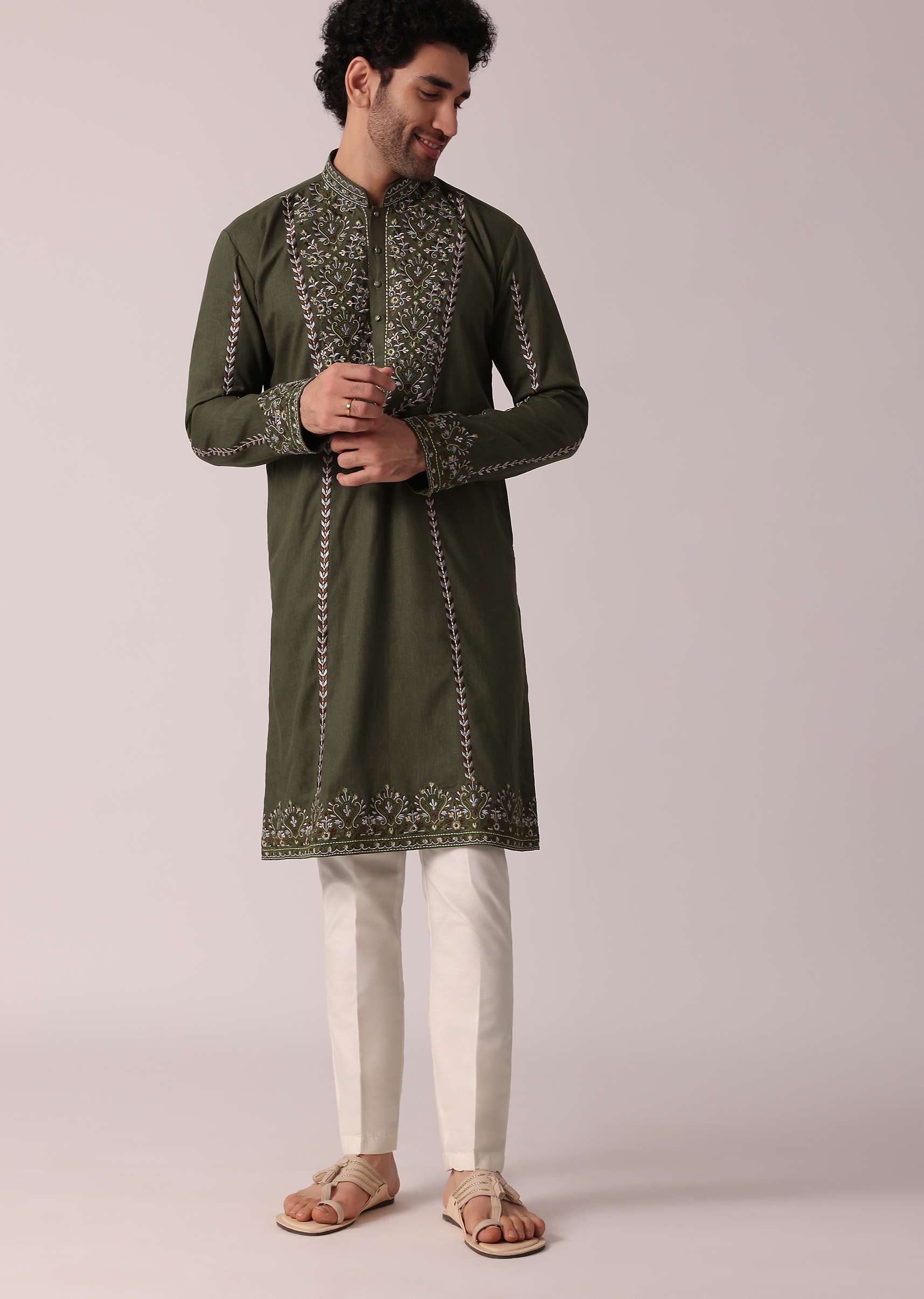 green_festive_linen_kurta_set_for_men-sg215200_6_e5427a9d-4ba7-49f2-831d-640cd1080206.jpg