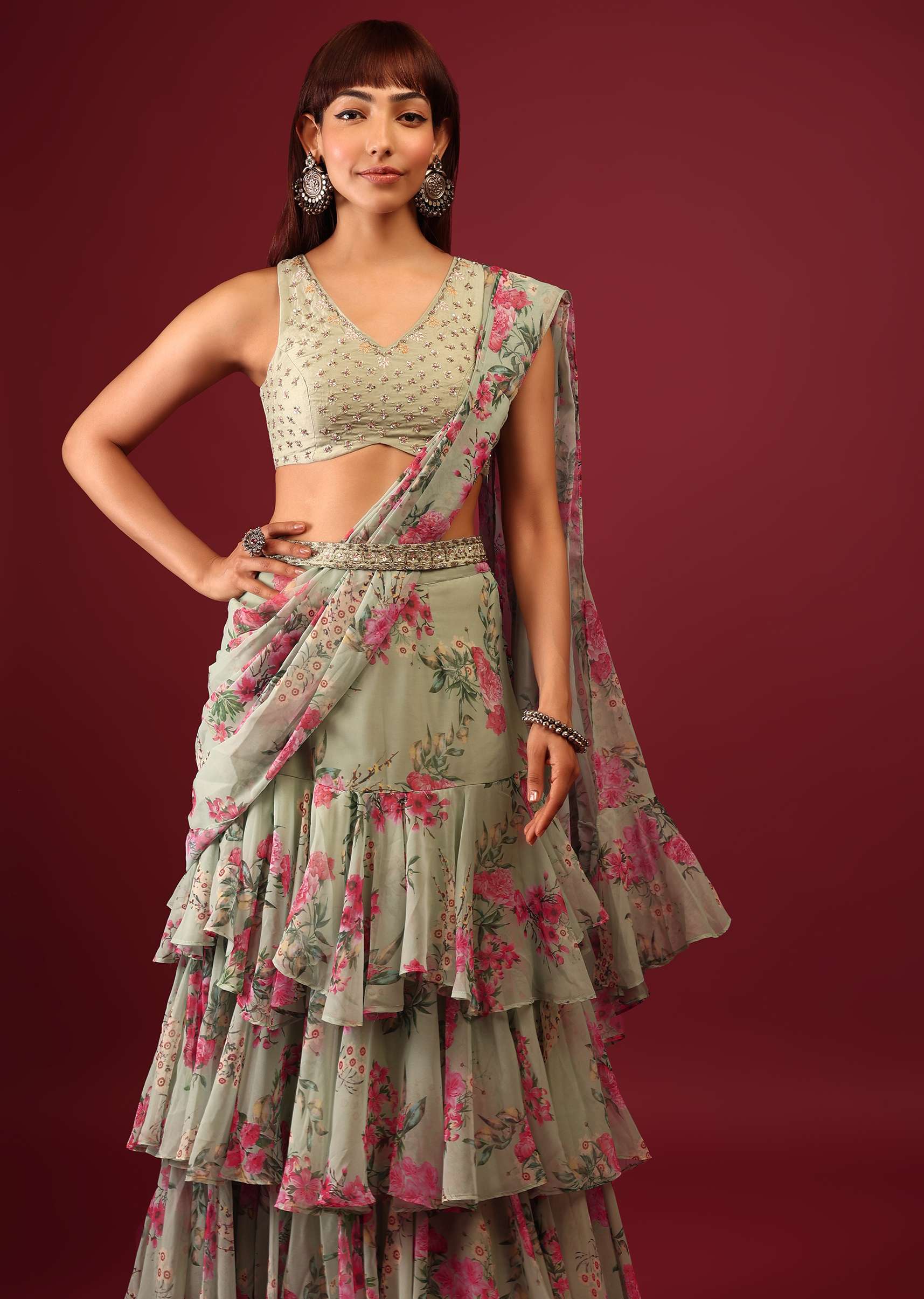 green_floral_print_pleated_saree_in_layered-sg104027_5_1b474f80-7312-48f9-acfb-db6663f51328.jpg